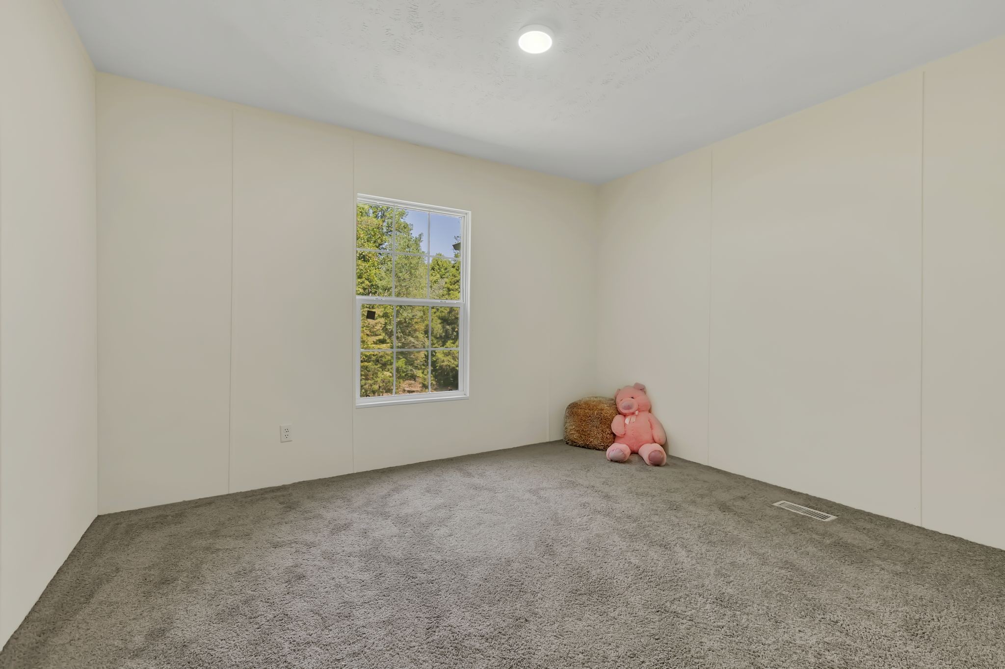 Image 17 of 82 For 9935 98th Lane