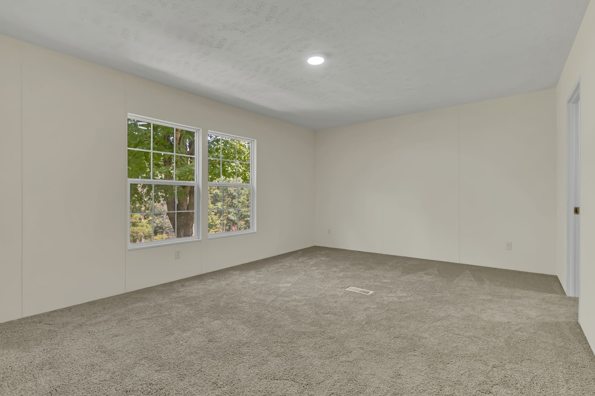 Image 19 of 82 For 9935 98th Lane