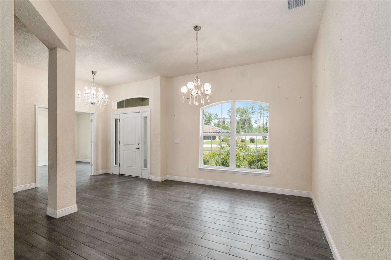 Image 2 of 41 For 10910 41st Avenue