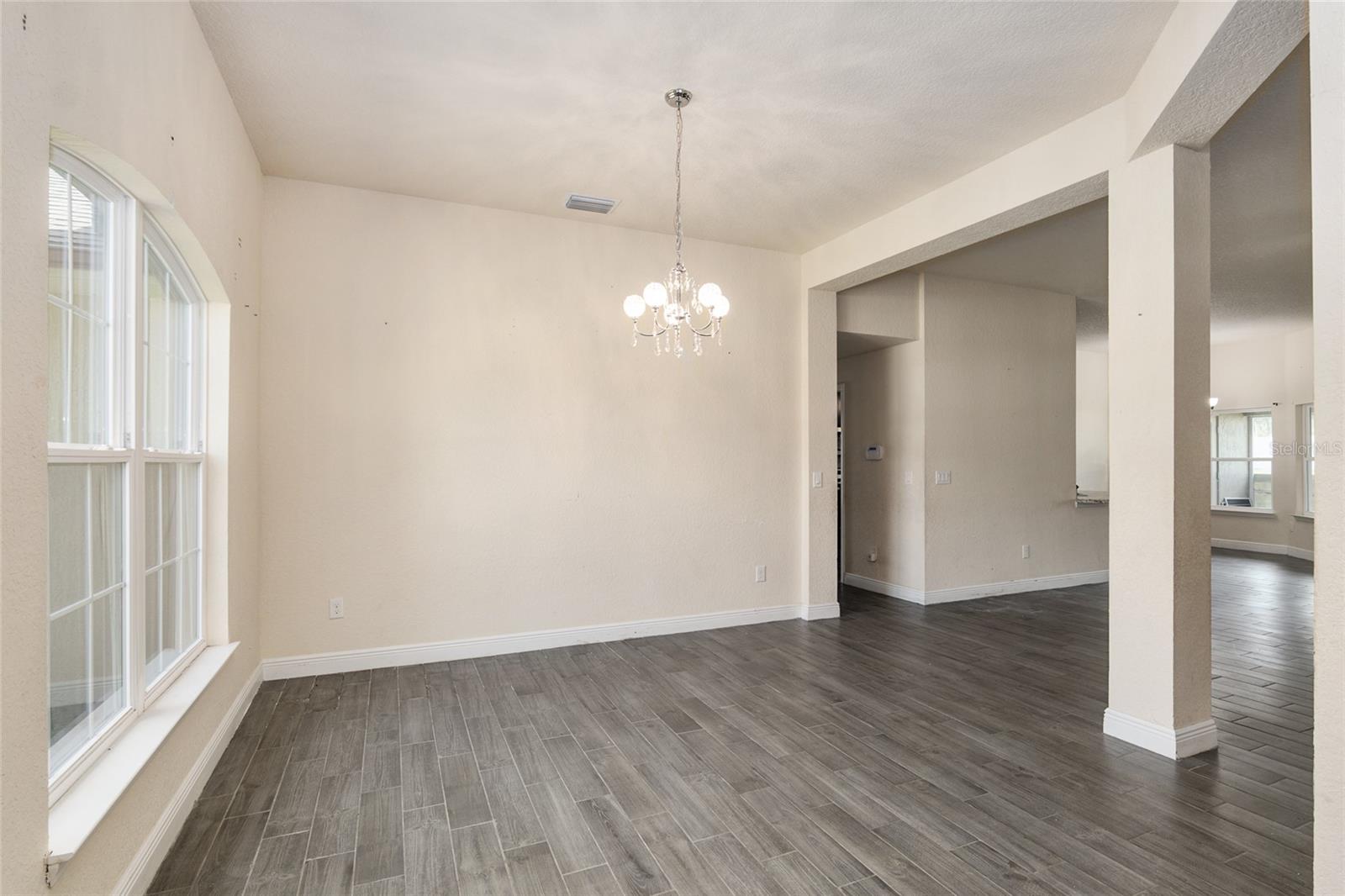 Image 8 of 41 For 10910 41st Avenue