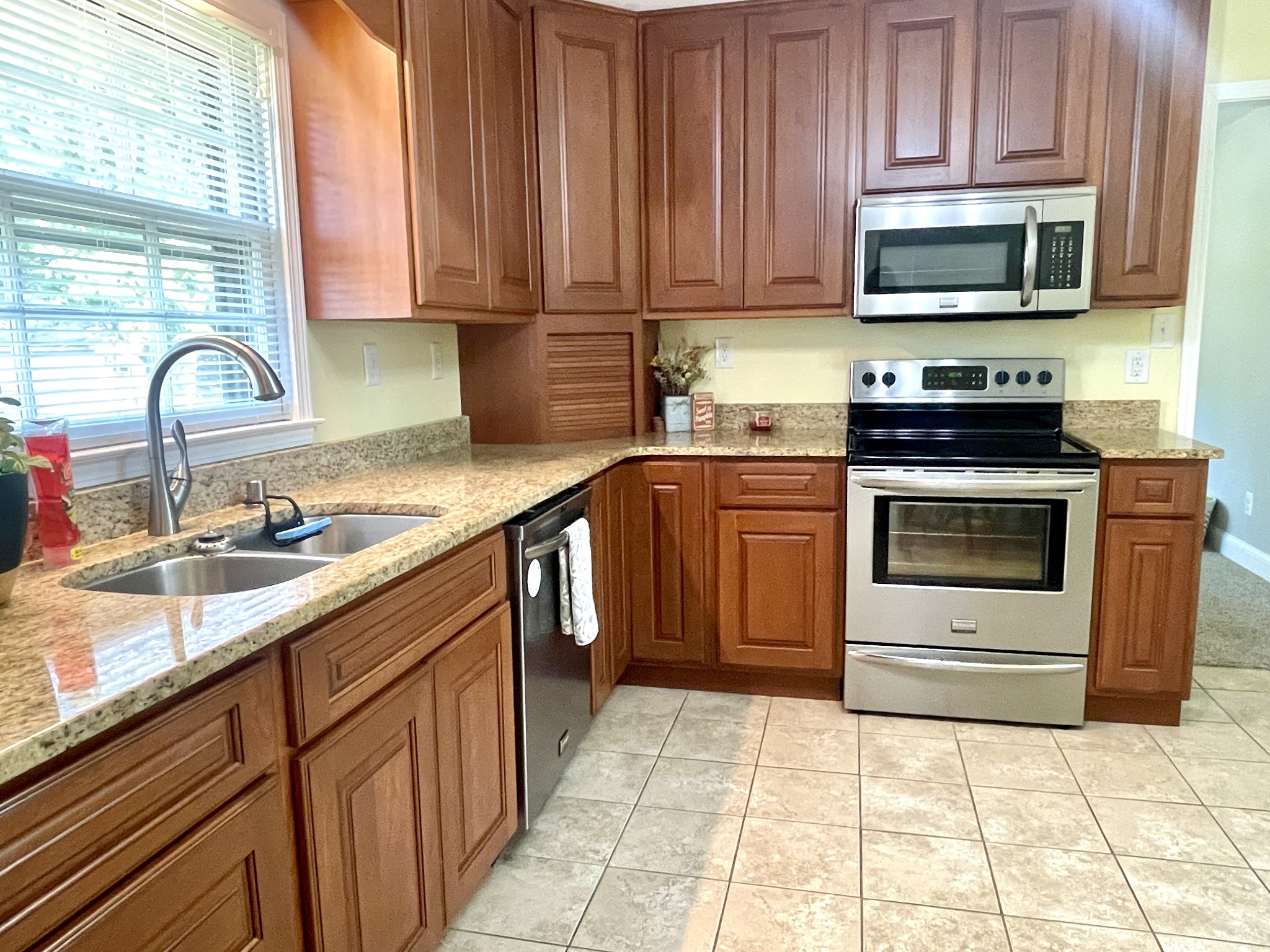Image 4 of 25 For 14957 46th Circle