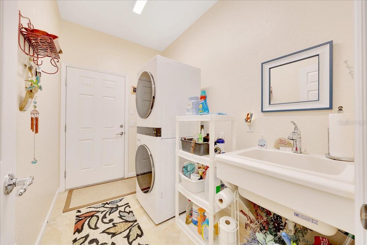 Image 37 of 50 For 6683 97th Terrace Road