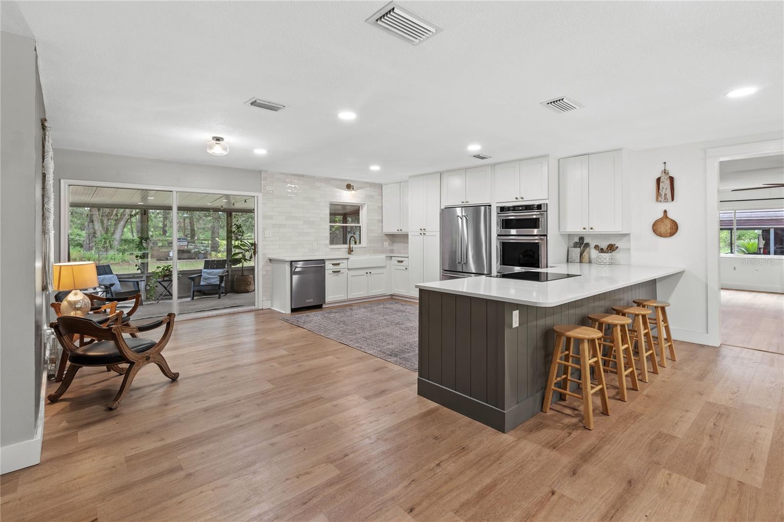 Image 4 of 53 For 5050 155th Avenue