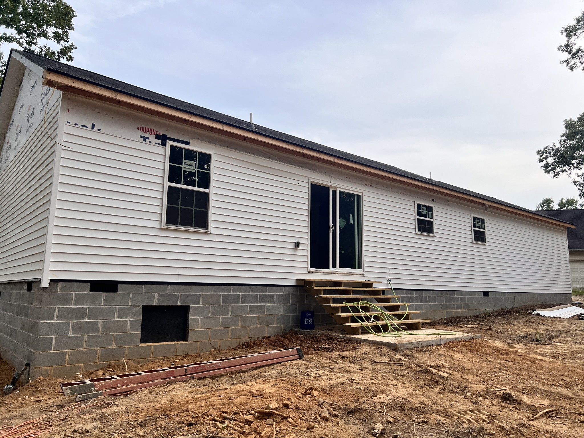 Listing photo id 1 for 11232 92nd Court
