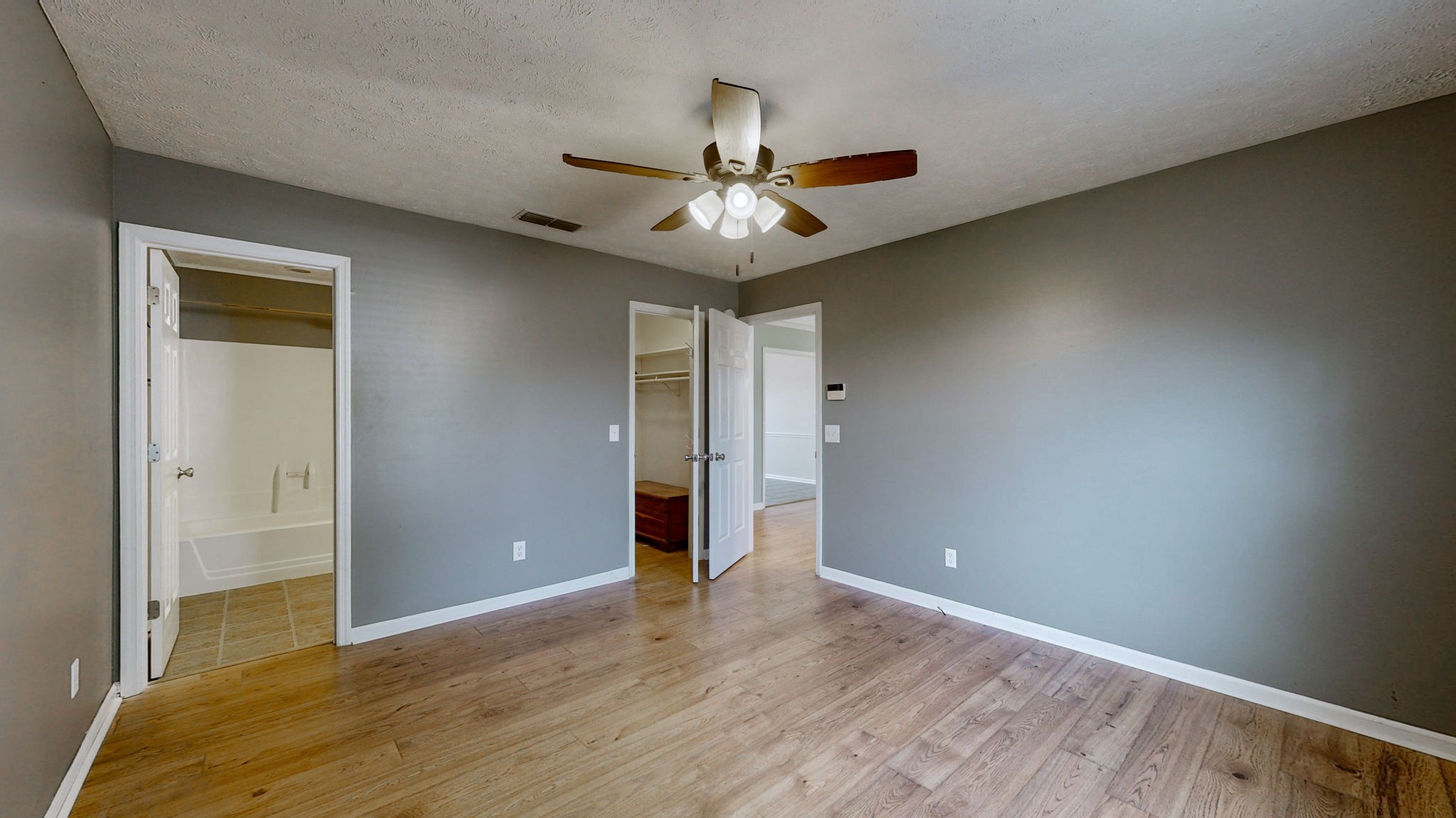 Image 13 of 78 For 5011 193rd Place