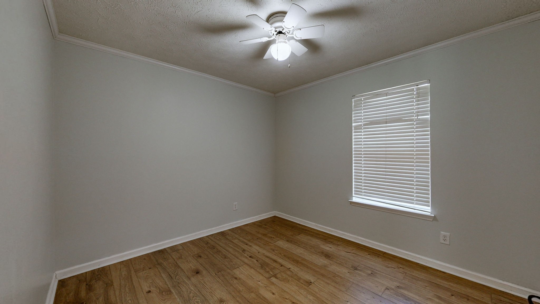 Image 20 of 78 For 5011 193rd Place