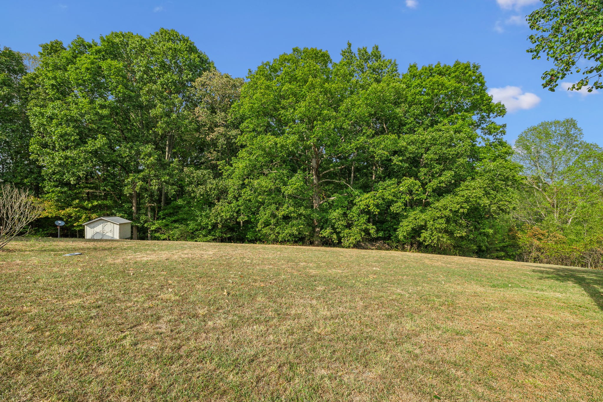 Listing photo id 1 for 4510 Gallagher Street