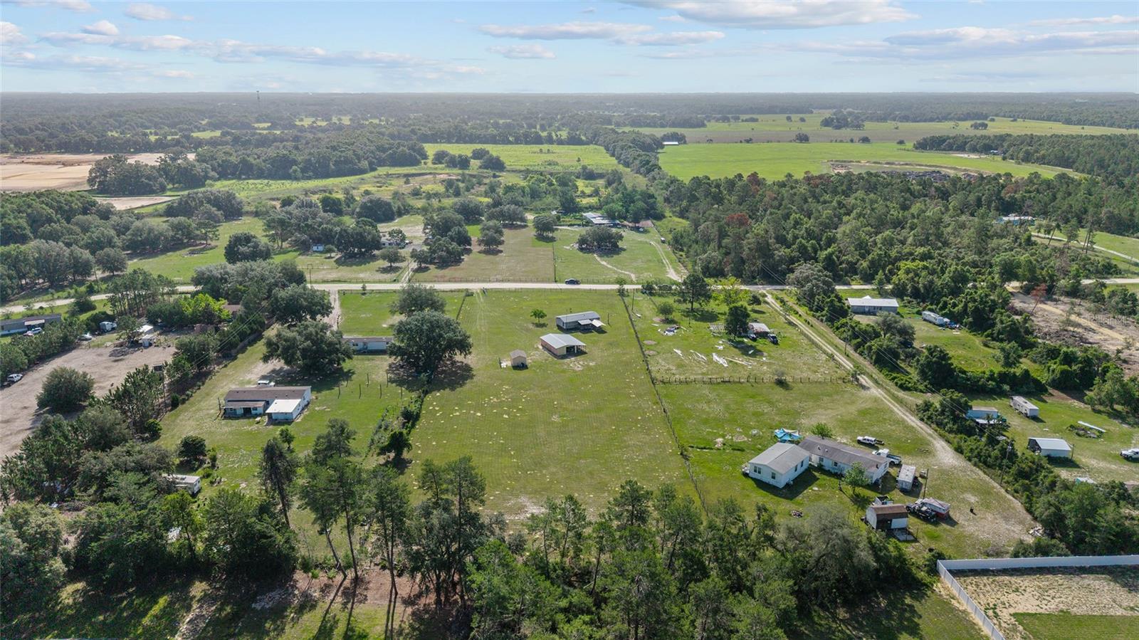 Image 4 of 13 For 16936 17th Circle