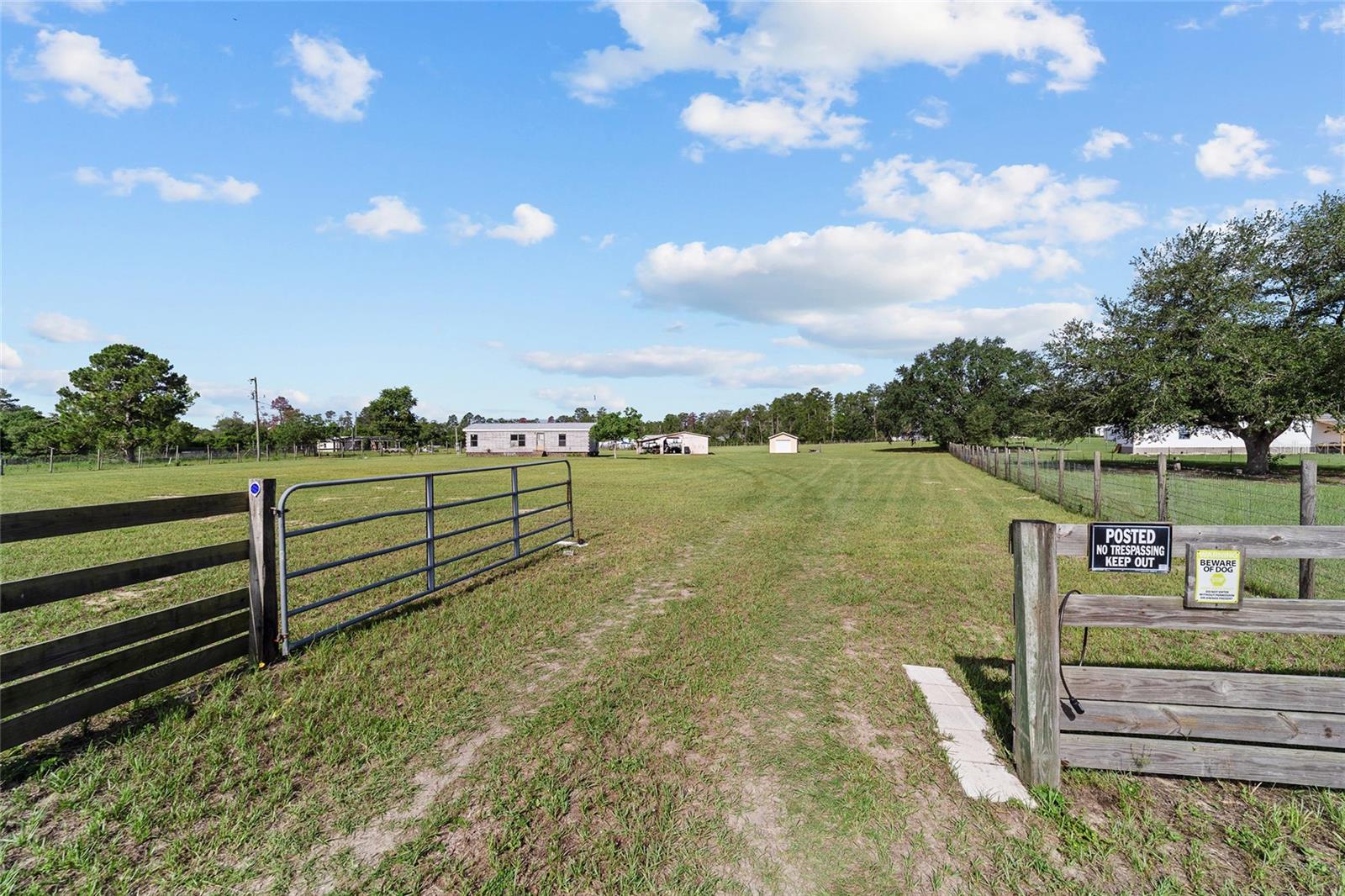 Image 6 of 13 For 16936 17th Circle