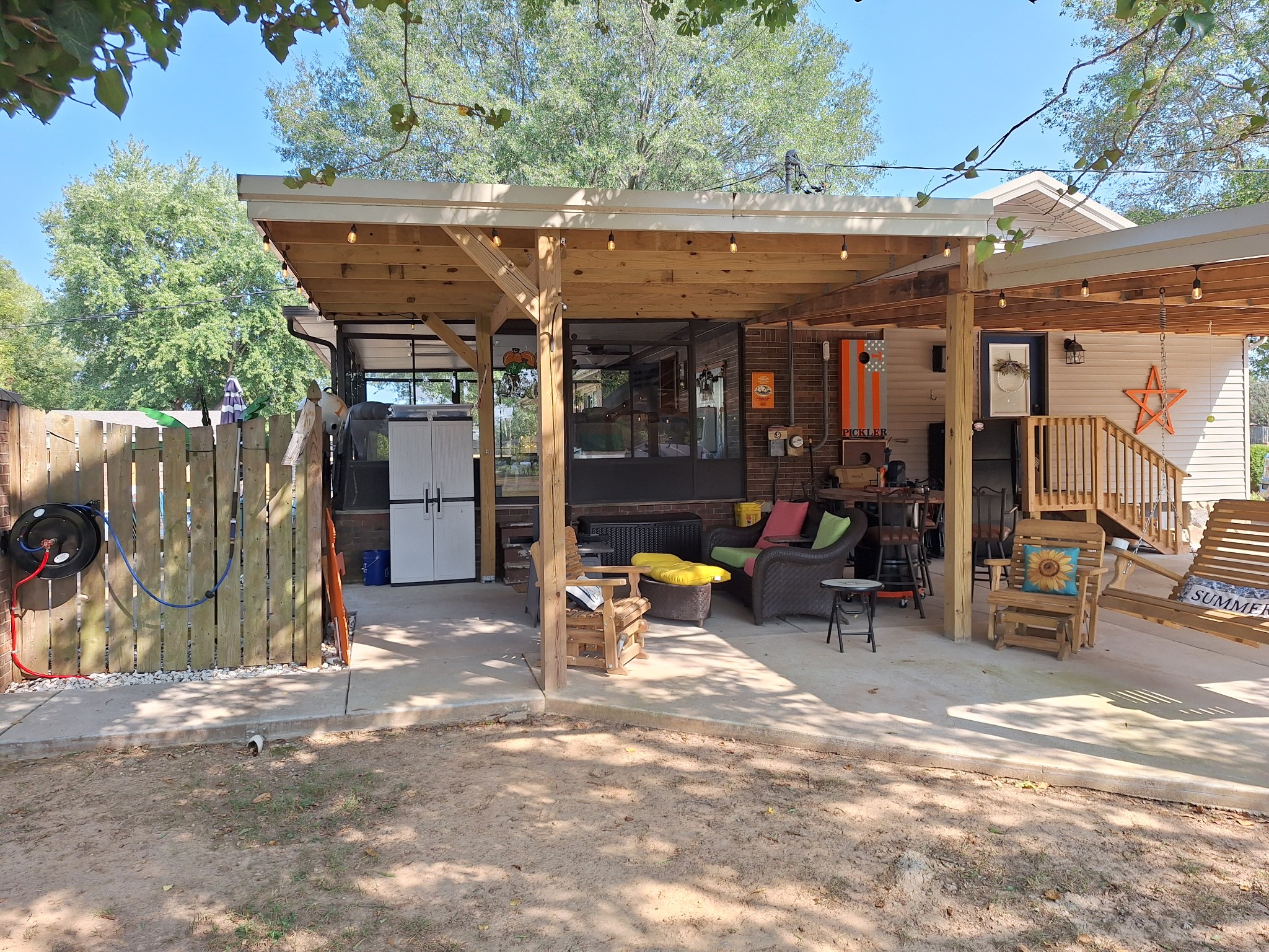 Image 5 of 27 For 5741 4th Place