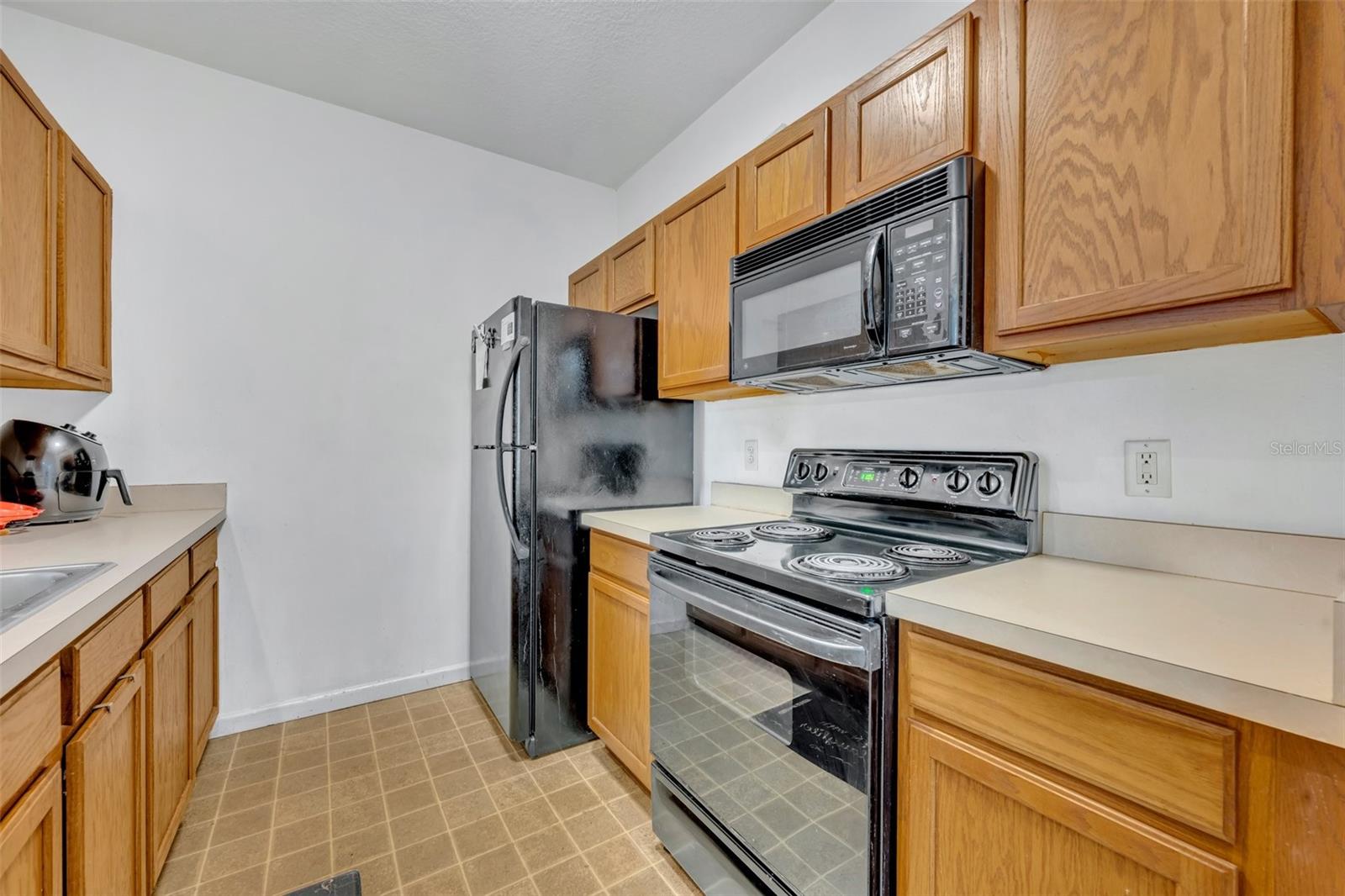 Image 11 of 21 For 4897 Cypress Wood Drive 6313