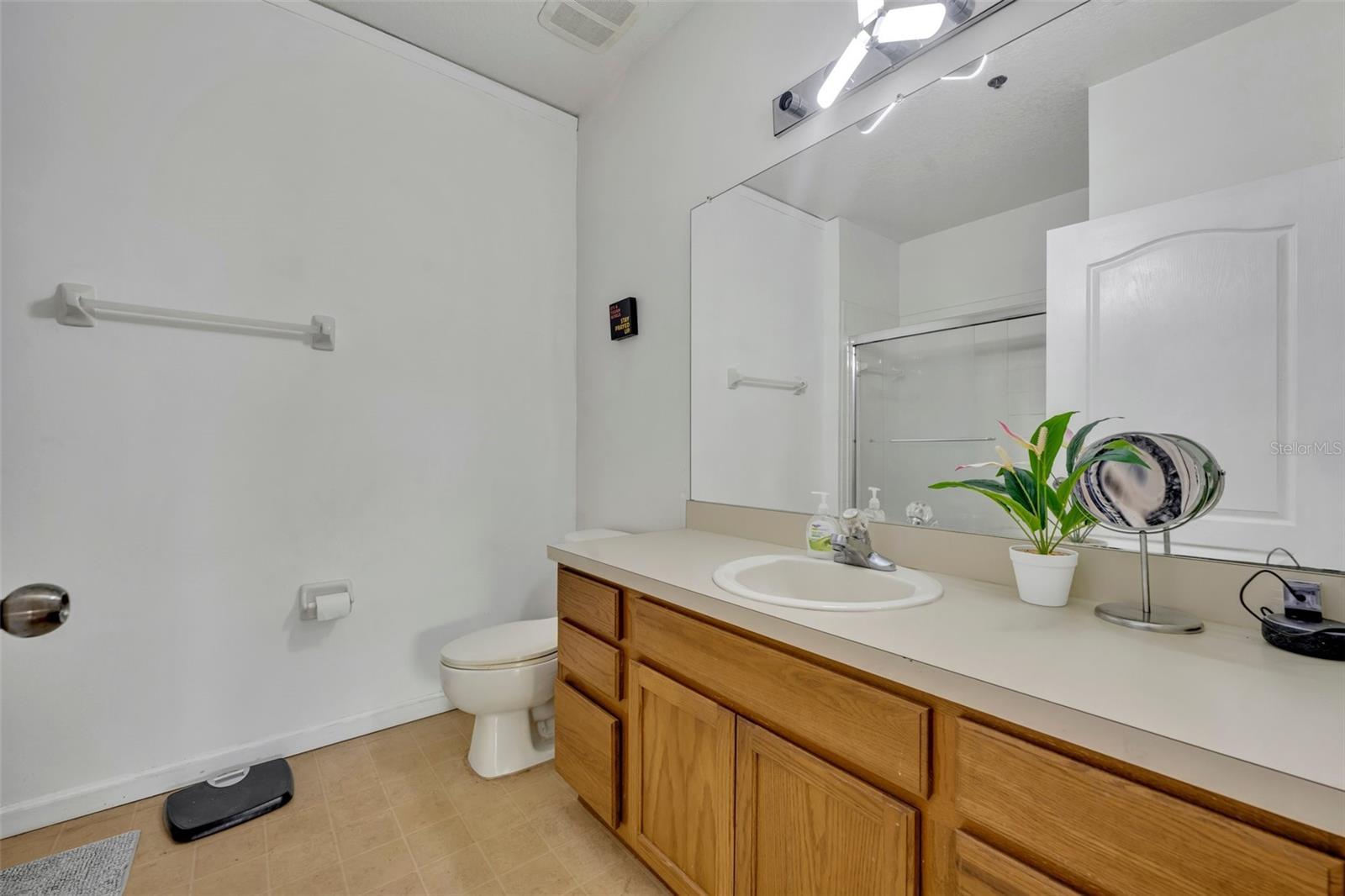 Image 20 of 21 For 4897 Cypress Wood Drive 6313