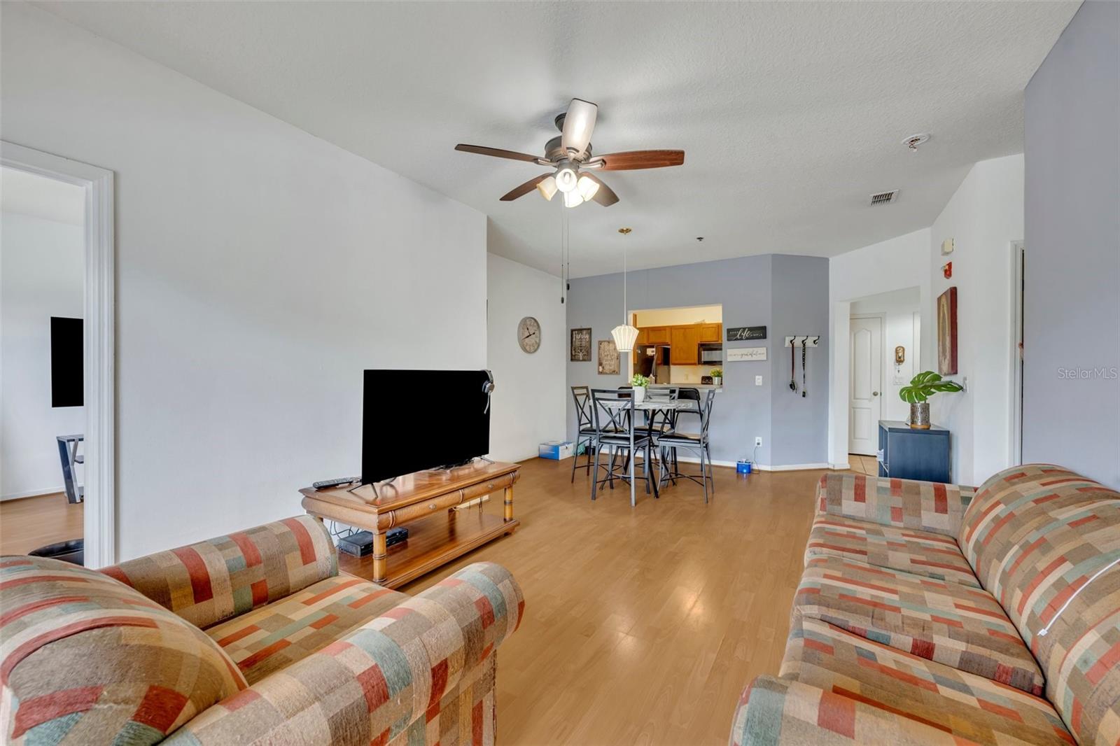 Image 5 of 21 For 4897 Cypress Wood Drive 6313