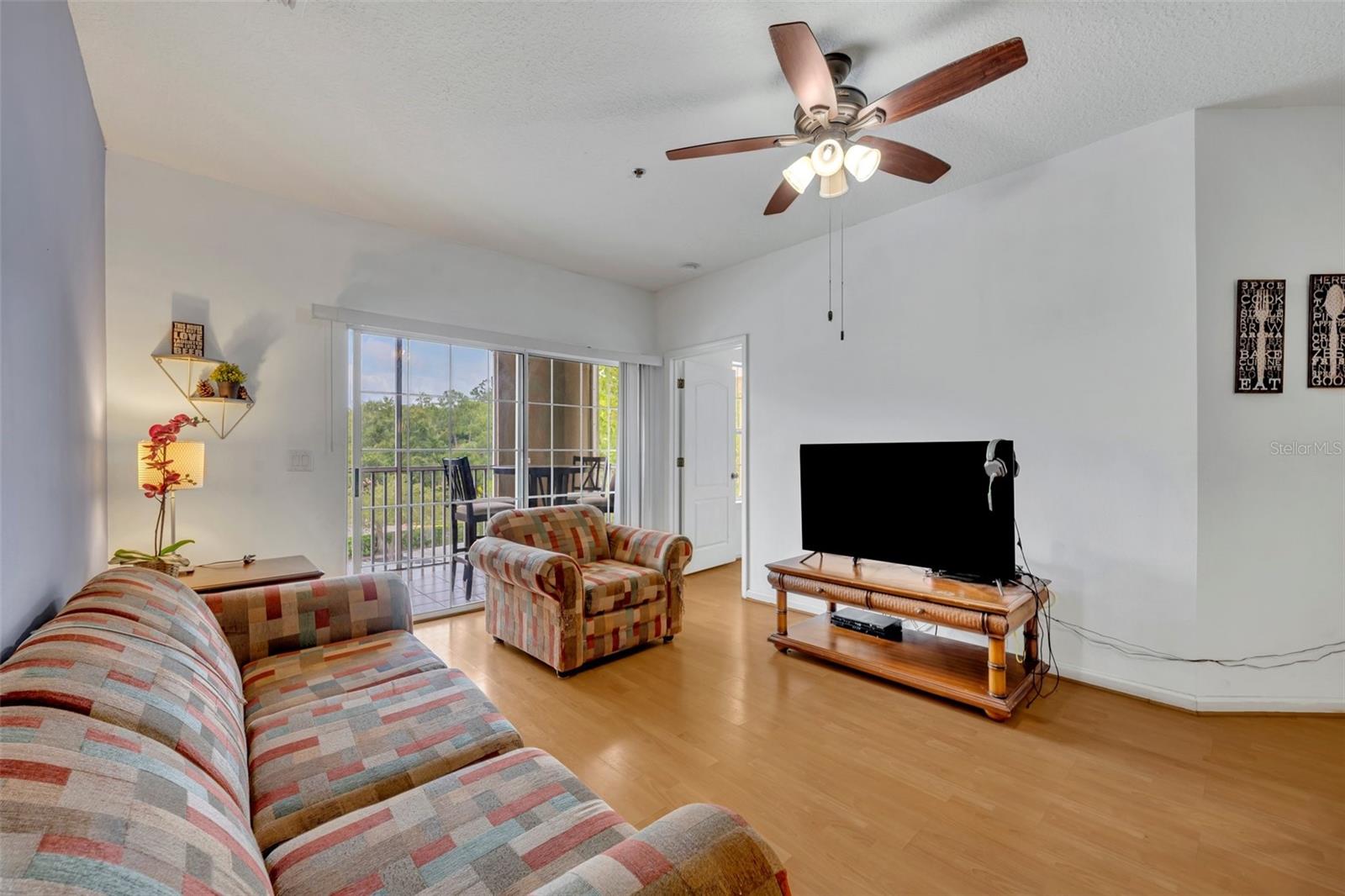 Image 7 of 21 For 4897 Cypress Wood Drive 6313