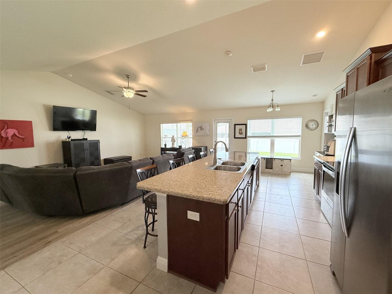 Image 11 of 41 For 186 44th Street