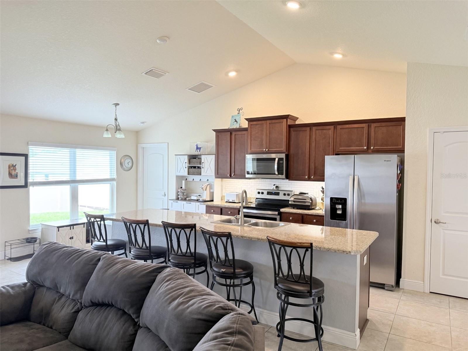 Image 12 of 41 For 186 44th Street