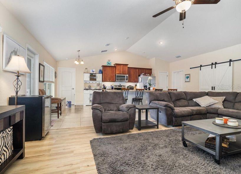 Image 14 of 41 For 186 44th Street