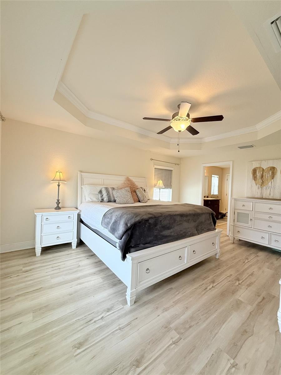Image 15 of 41 For 186 44th Street