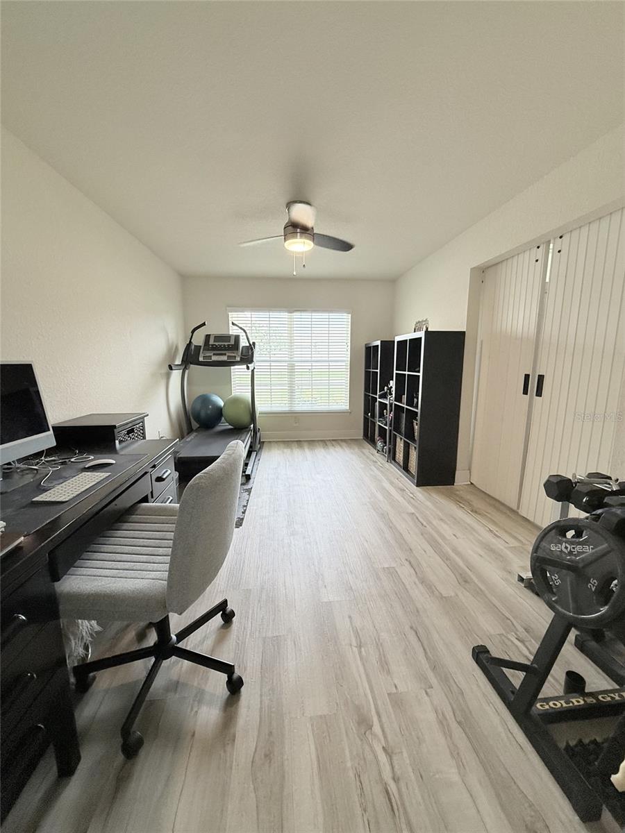 Image 22 of 41 For 186 44th Street