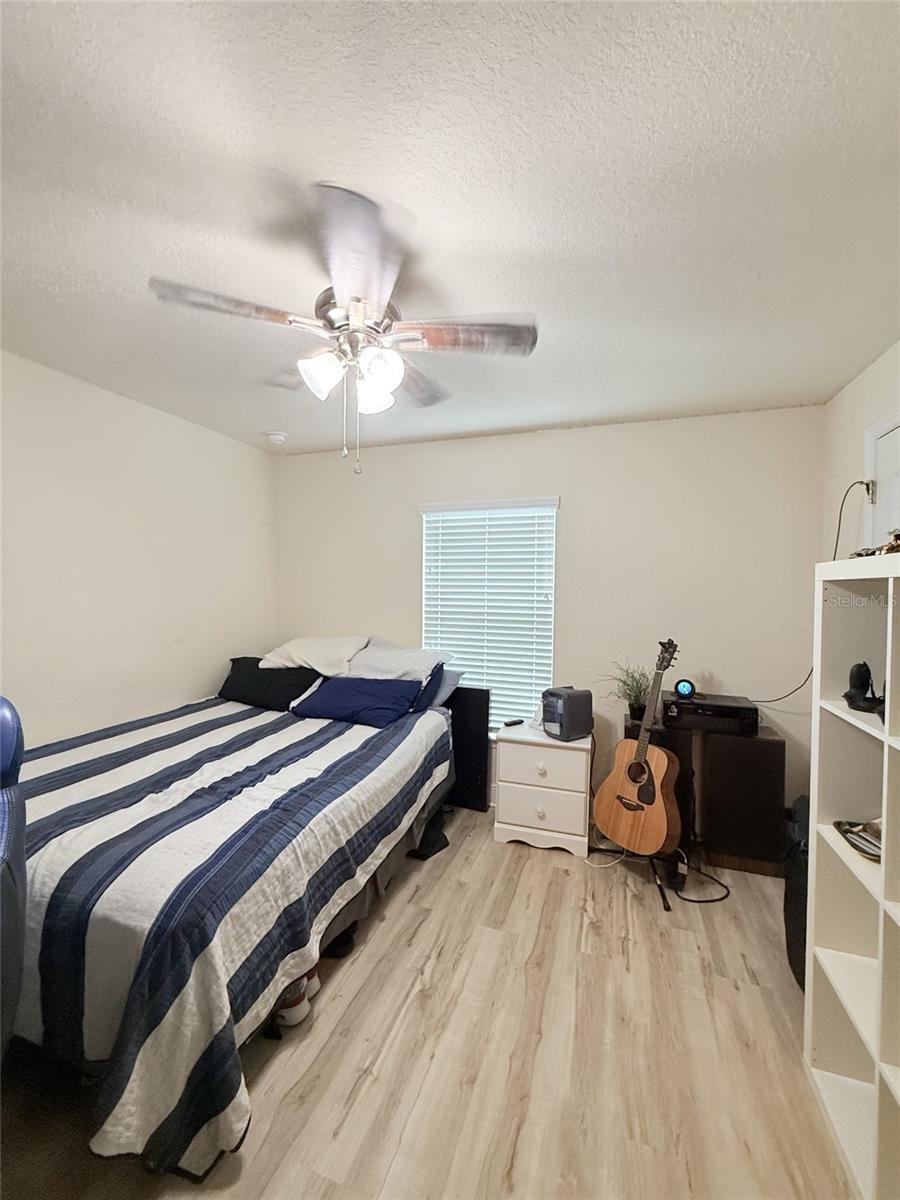 Image 24 of 41 For 186 44th Street