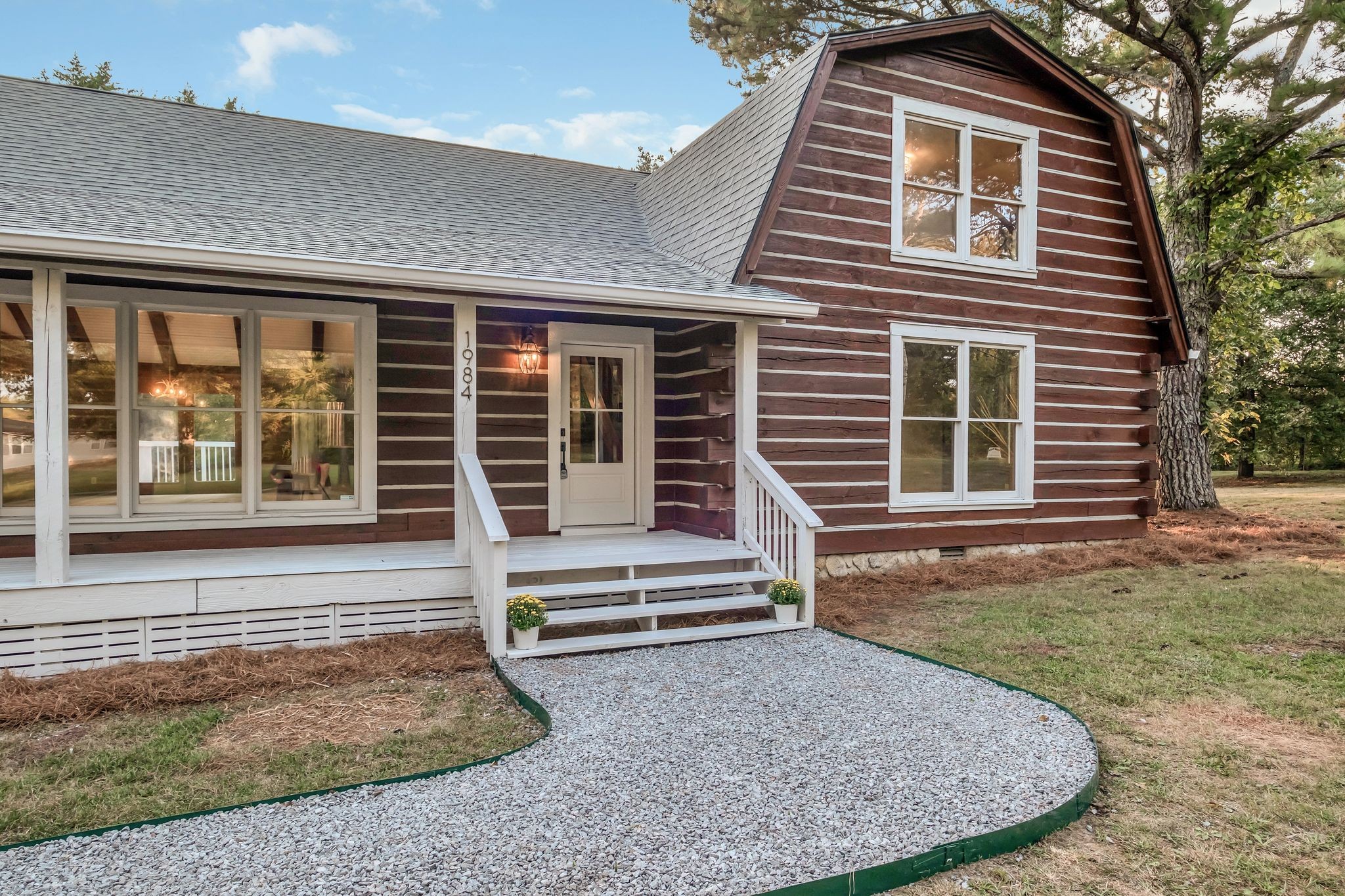 Image 6 of 55 For 1508 Winnetka Street