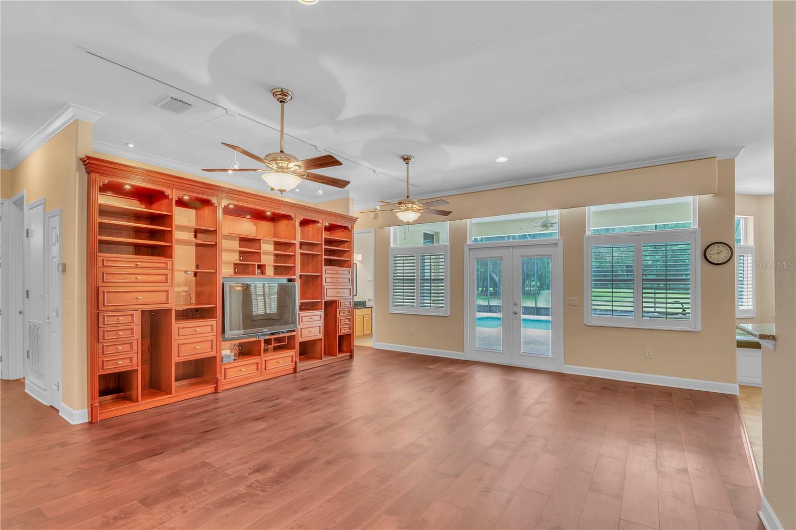 Image 14 of 77 For 767 131st Street