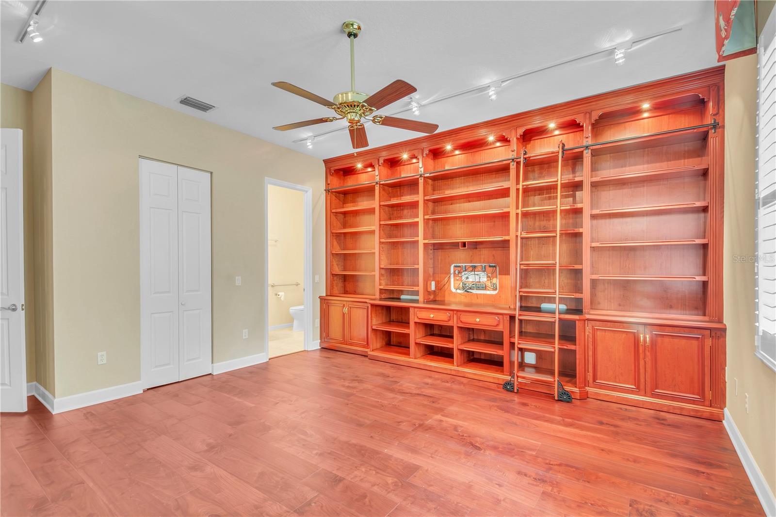 Image 26 of 77 For 767 131st Street