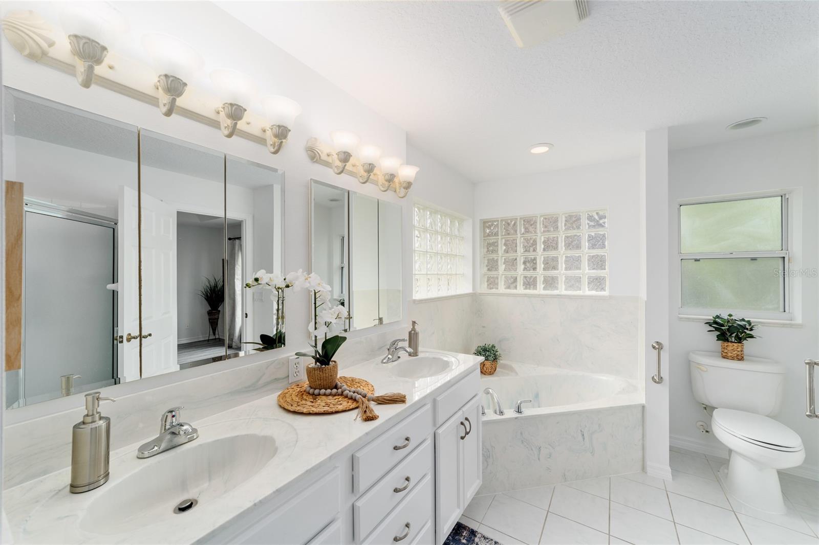 Image 22 of 43 For 2644 20 Circle