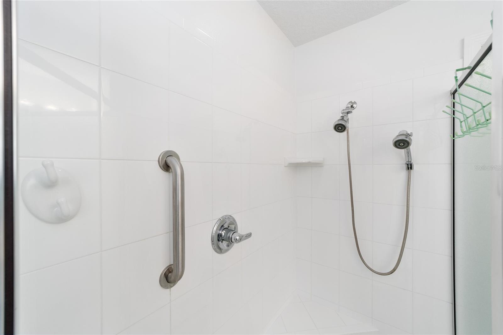 Image 23 of 43 For 2644 20 Circle