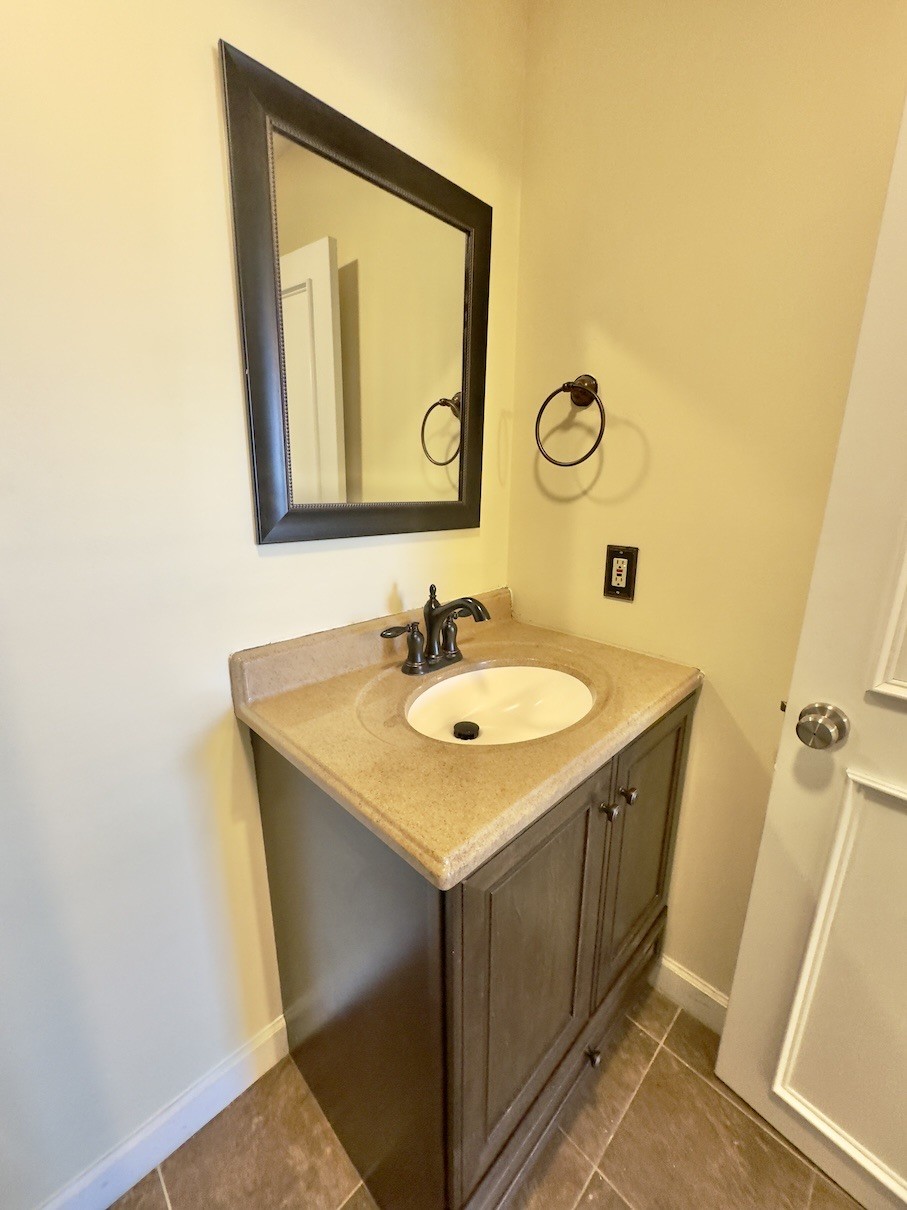 Image 15 of 18 For 2858 20th Terrace