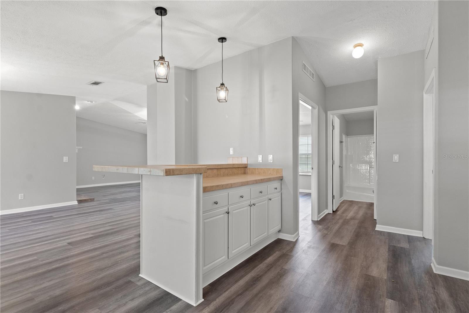 Image 12 of 44 For 570 78th Terrace