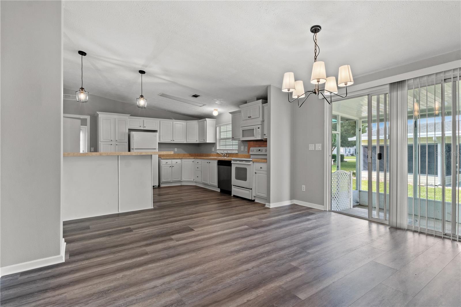 Image 13 of 44 For 570 78th Terrace