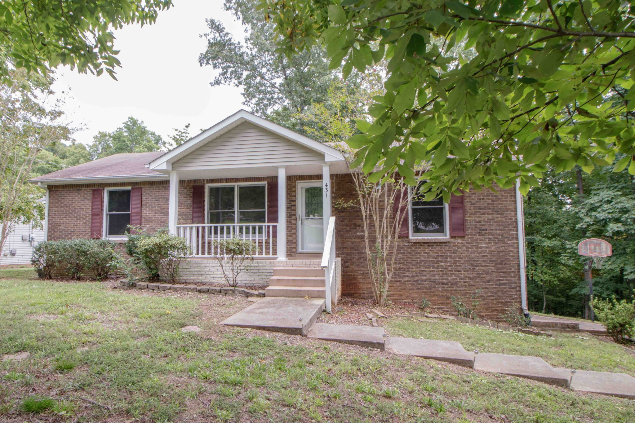 Listing Details for 2963-2963 Walnut Court, LEESBURG, FL 34748