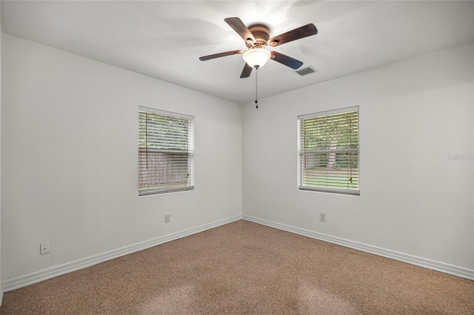 Image 19 of 37 For 3331 4th Street