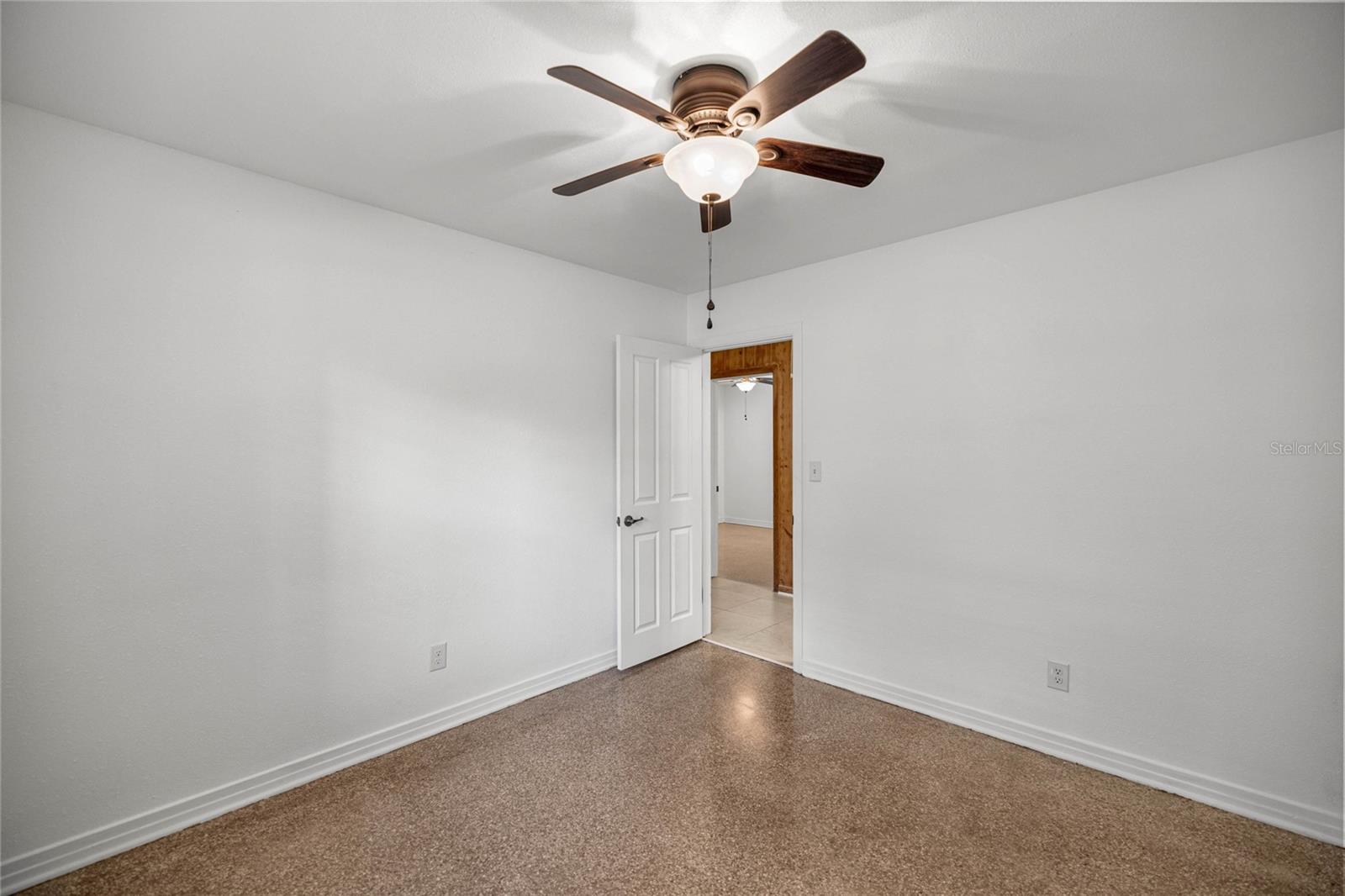 Image 23 of 37 For 3331 4th Street