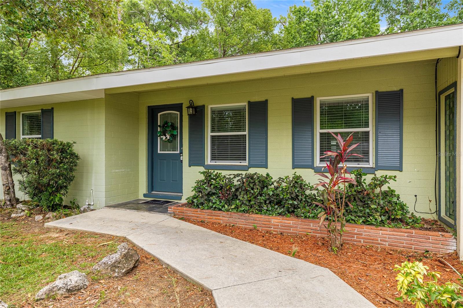Image 6 of 37 For 3331 4th Street