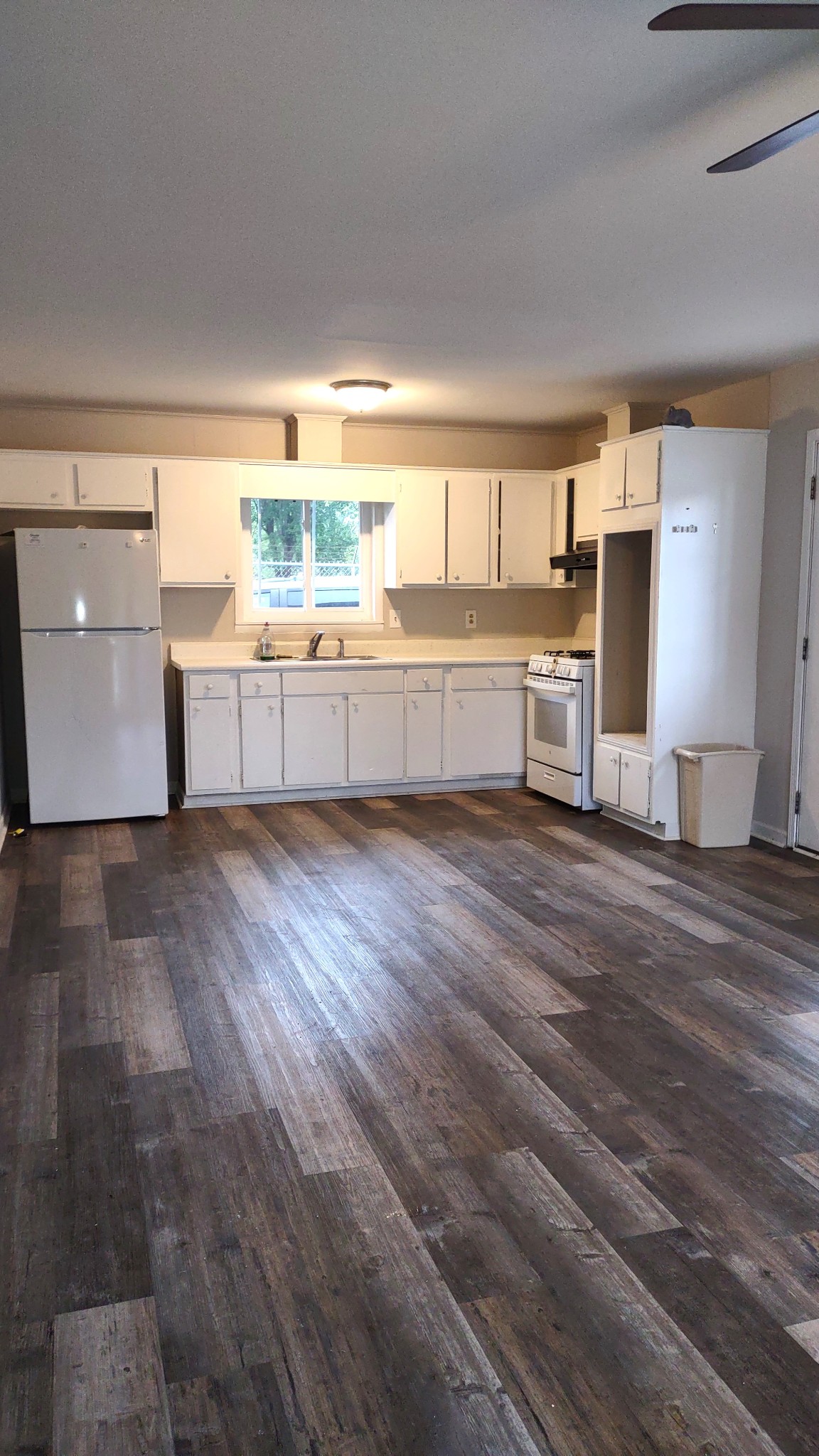 Image 2 of 18 For 5541 Goodman Court