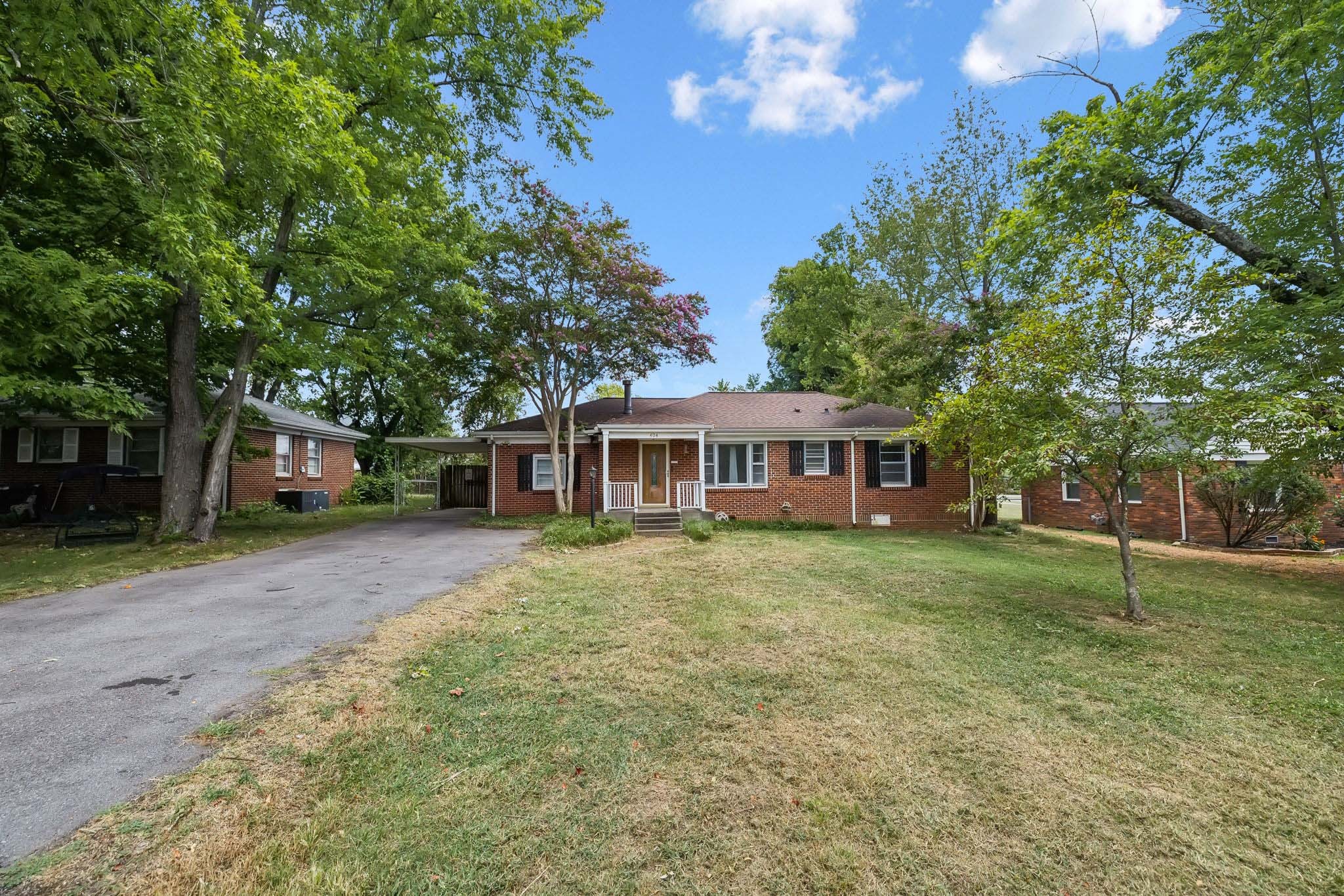 Listing photo id 1 for 3440 Olive Avenue
