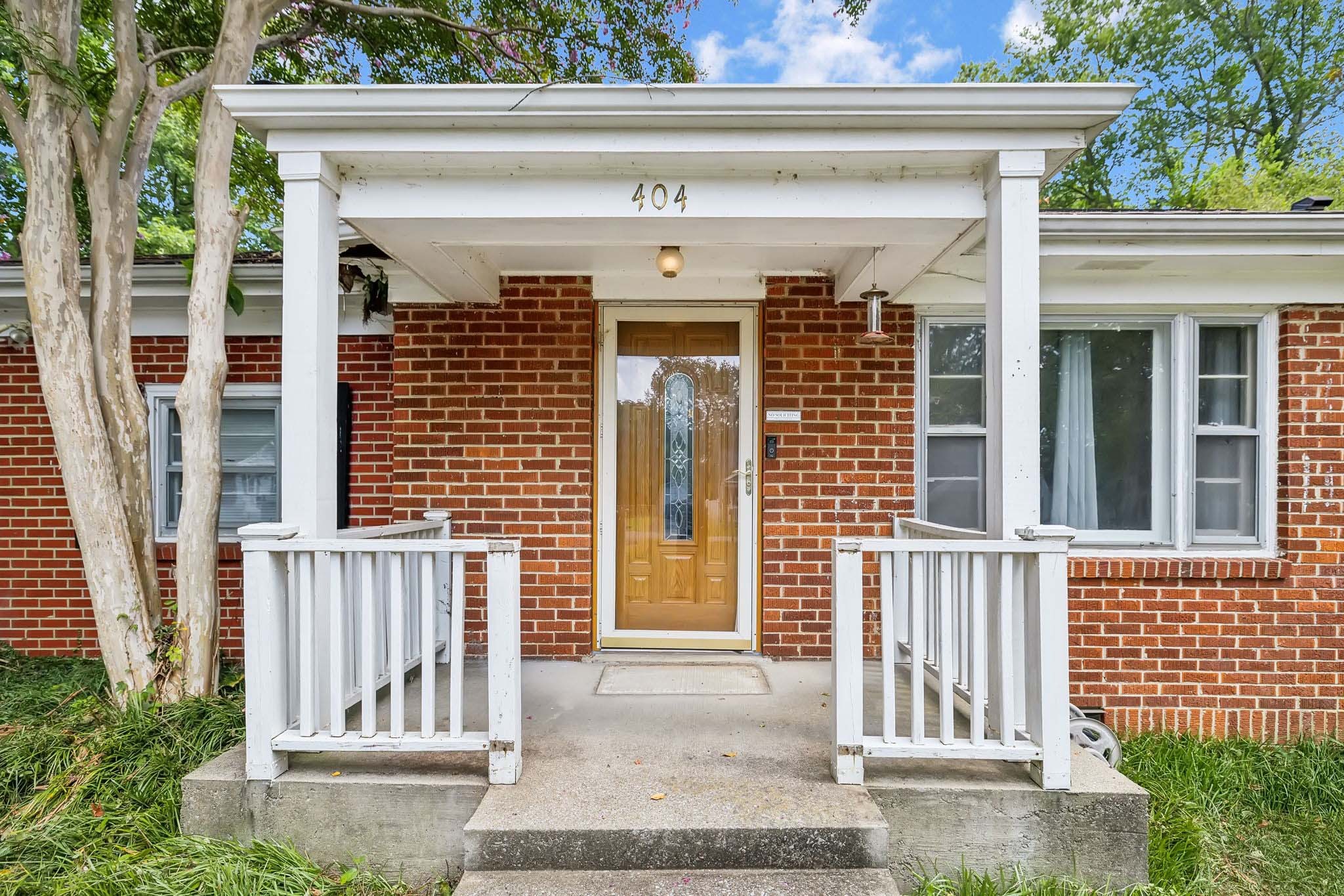 Listing photo id 4 for 3440 Olive Avenue