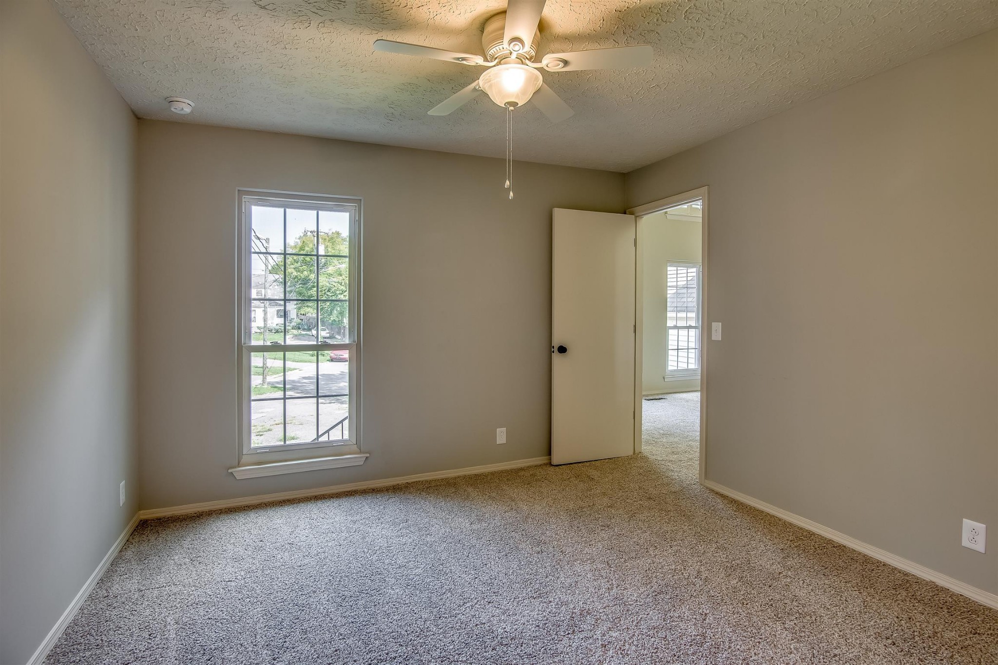 Image 13 of 45 For 9551 92nd Terrace