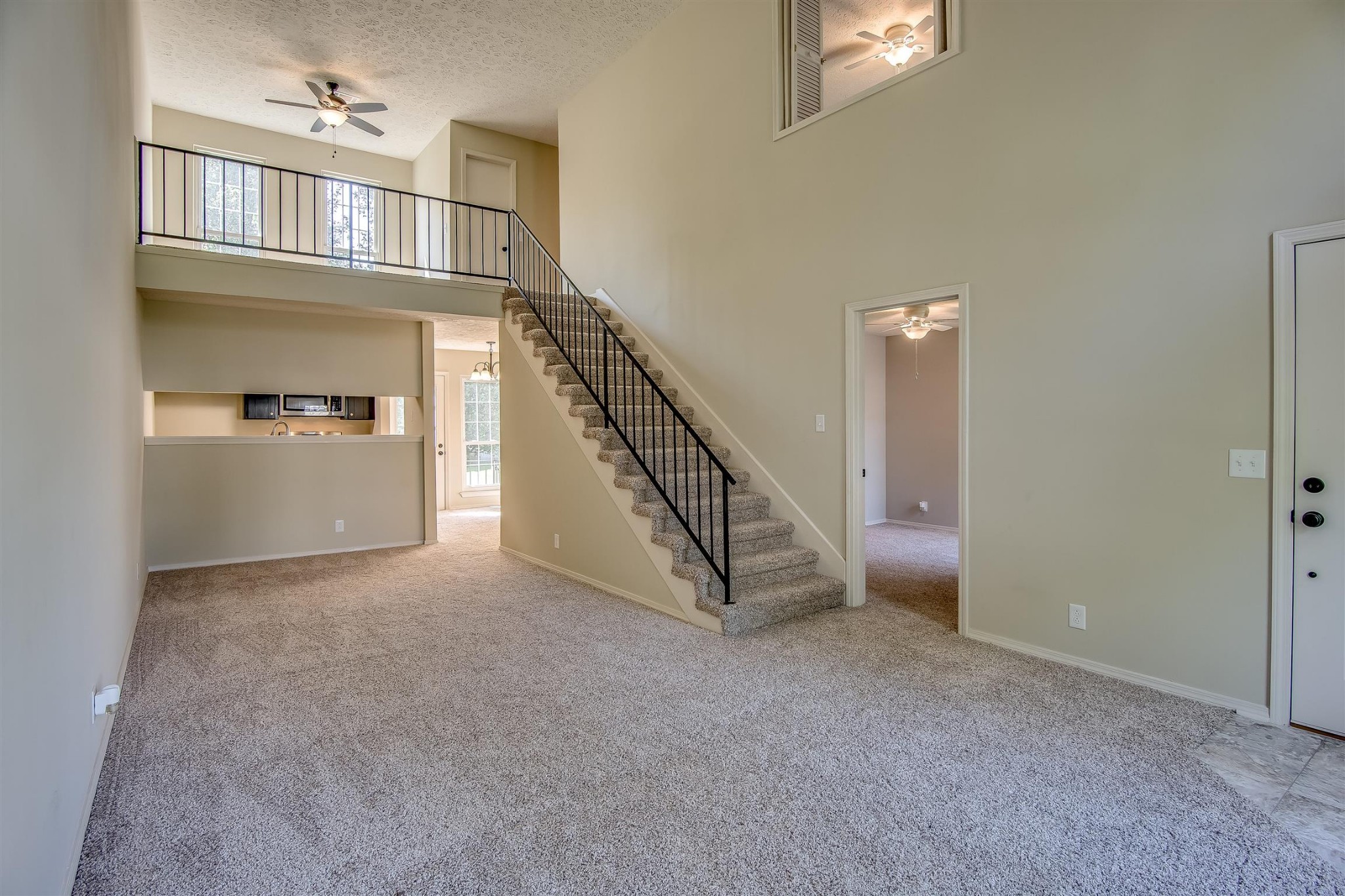 Image 3 of 45 For 9551 92nd Terrace