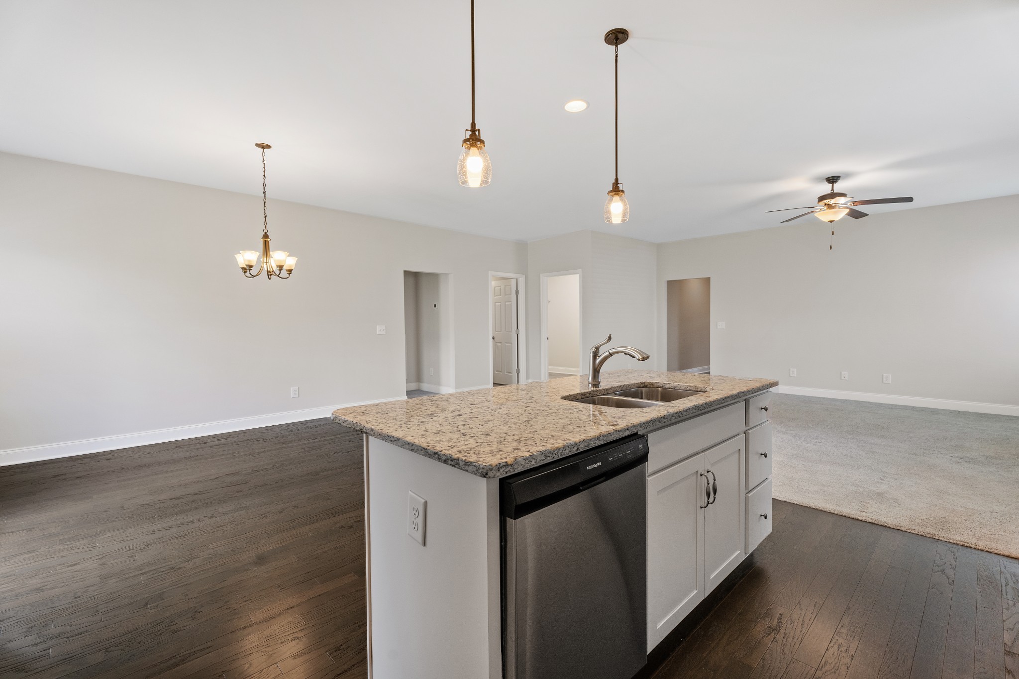 Image 13 of 25 For 3401 Fort King Street 103
