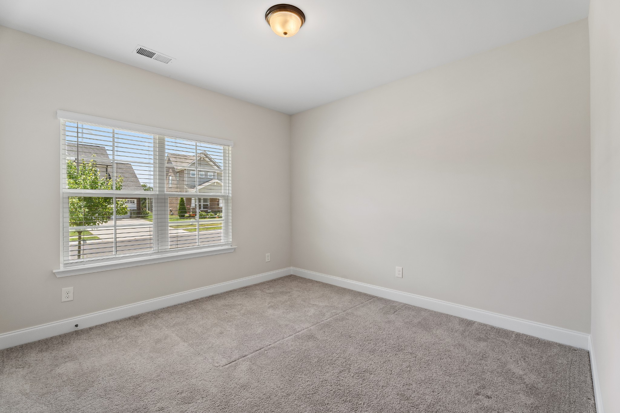 Image 22 of 25 For 3401 Fort King Street 103