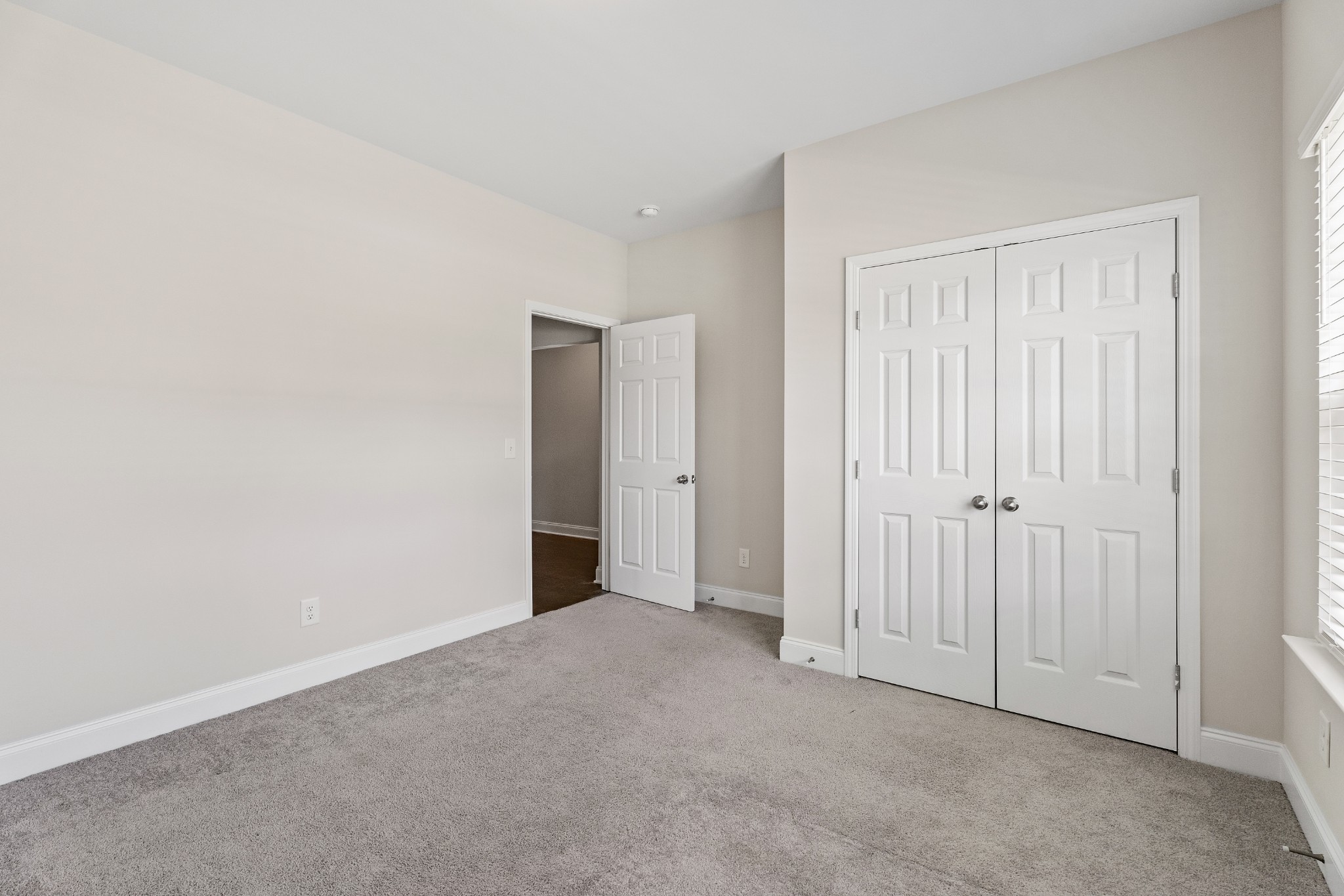 Image 23 of 25 For 3401 Fort King Street 103