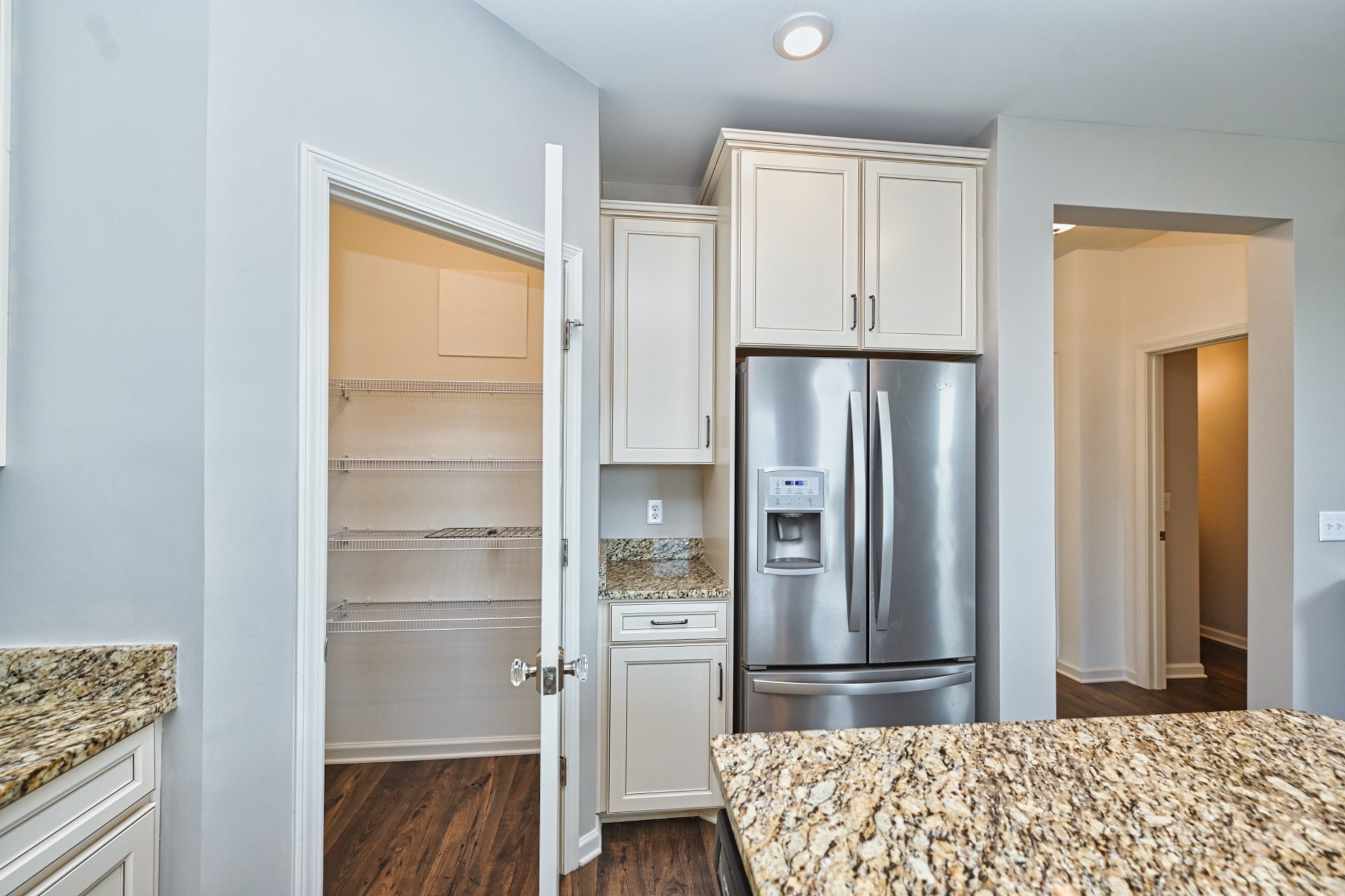 Image 13 of 20 For 8100 56th Terrace
