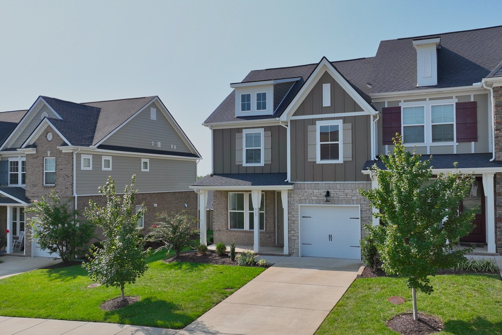 Image 3 of 20 For 8100 56th Terrace