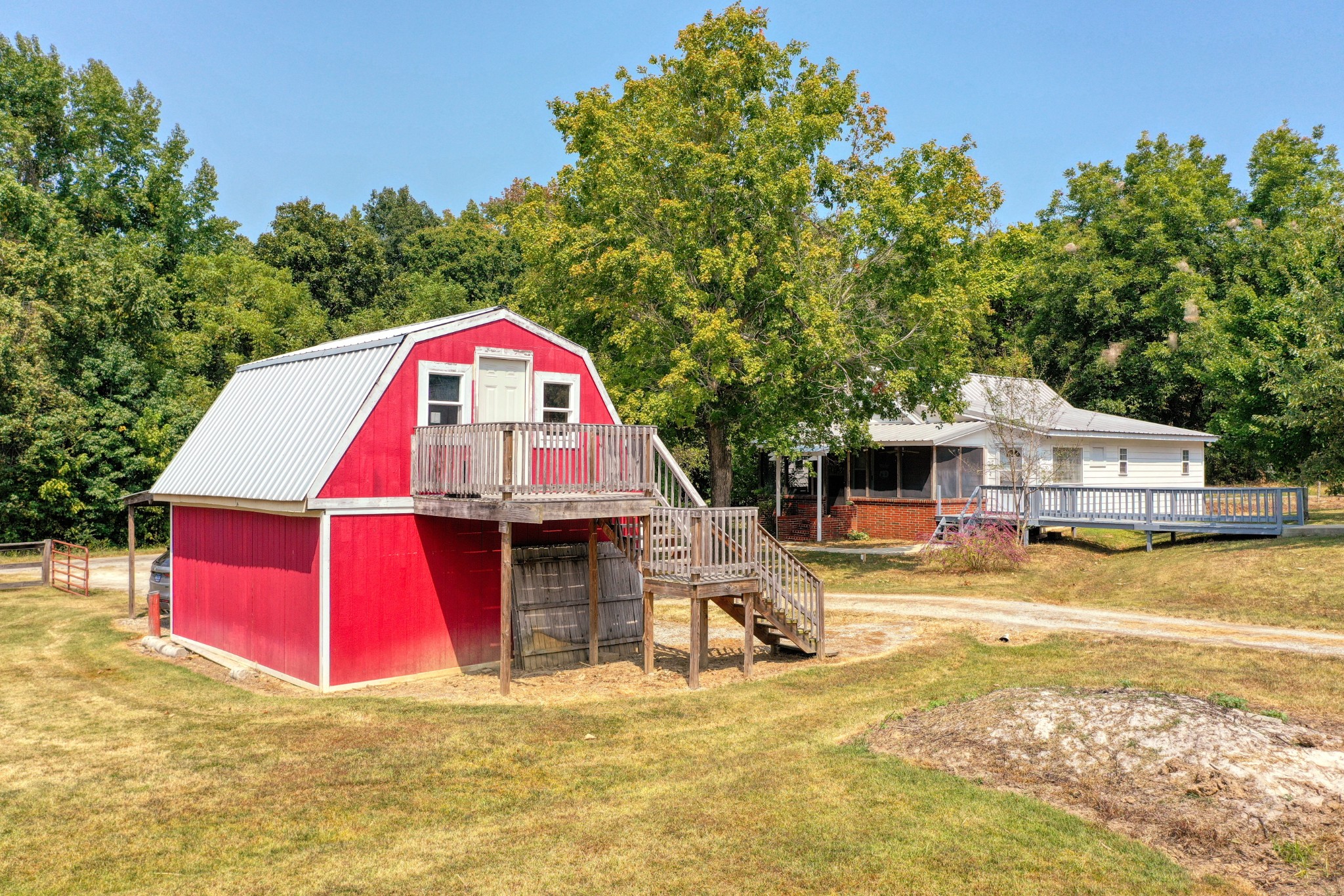Image 7 of 19 For 4221 32nd Circle
