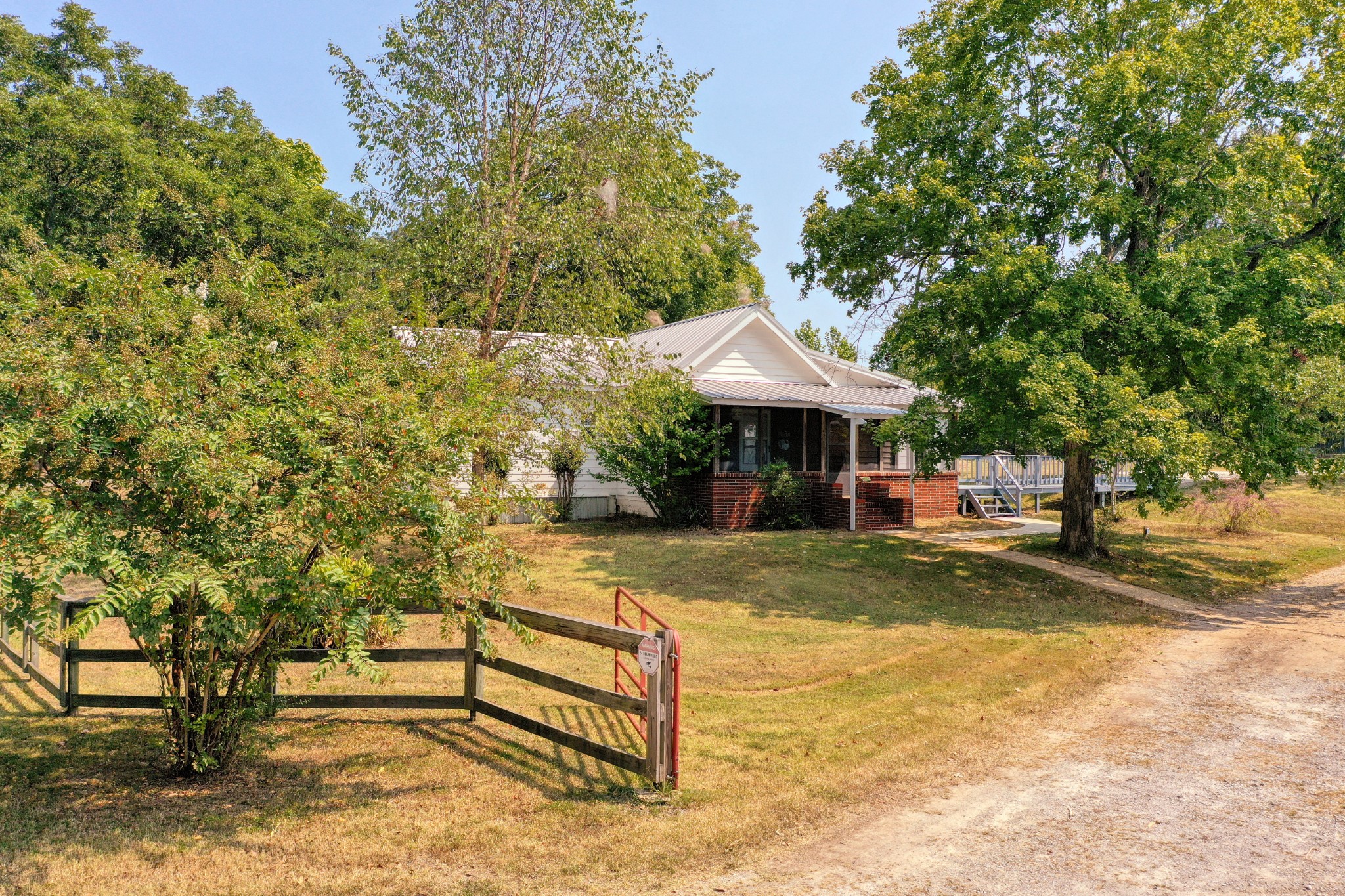 Image 8 of 19 For 4221 32nd Circle