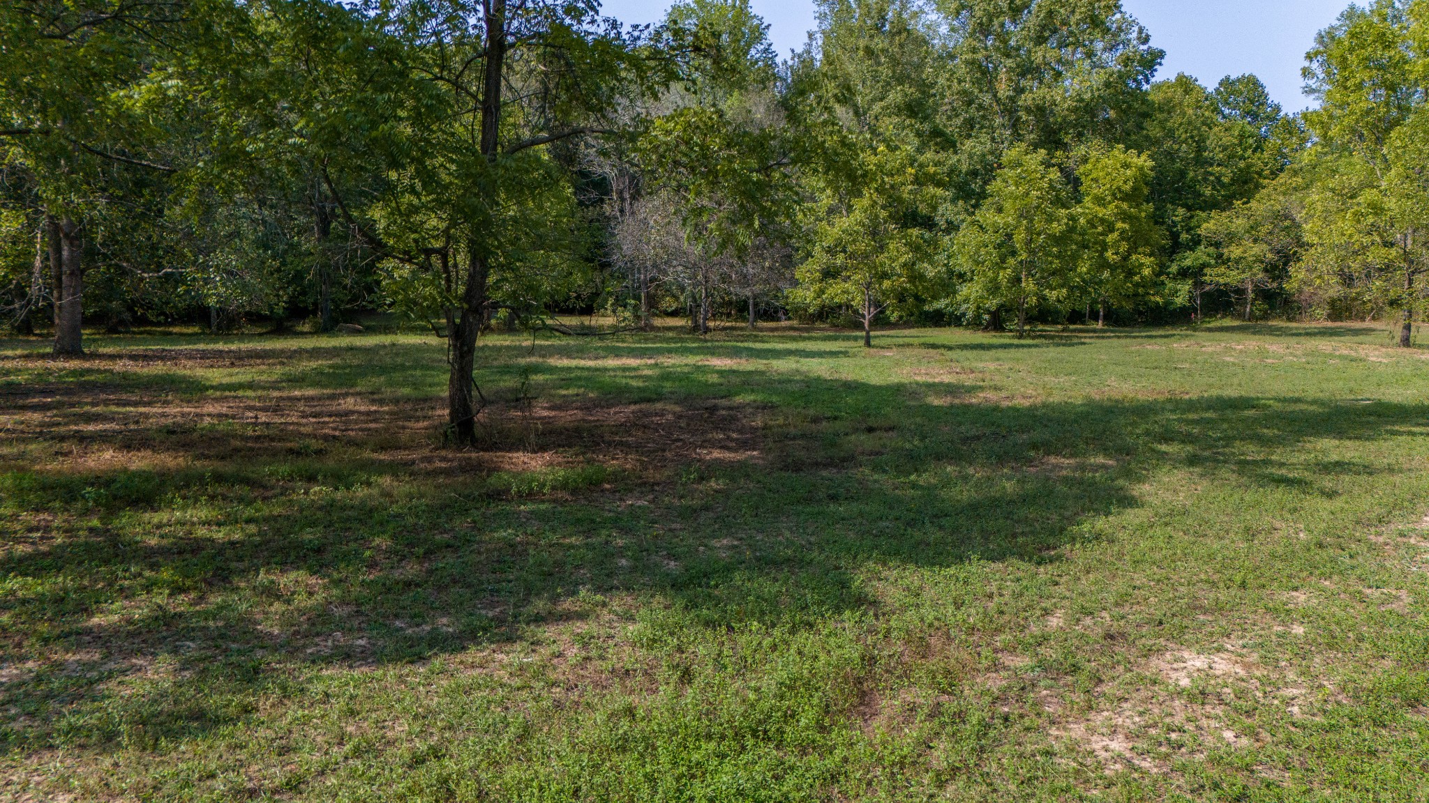 Image 6 of 44 For 1041 163rd Avenue Road