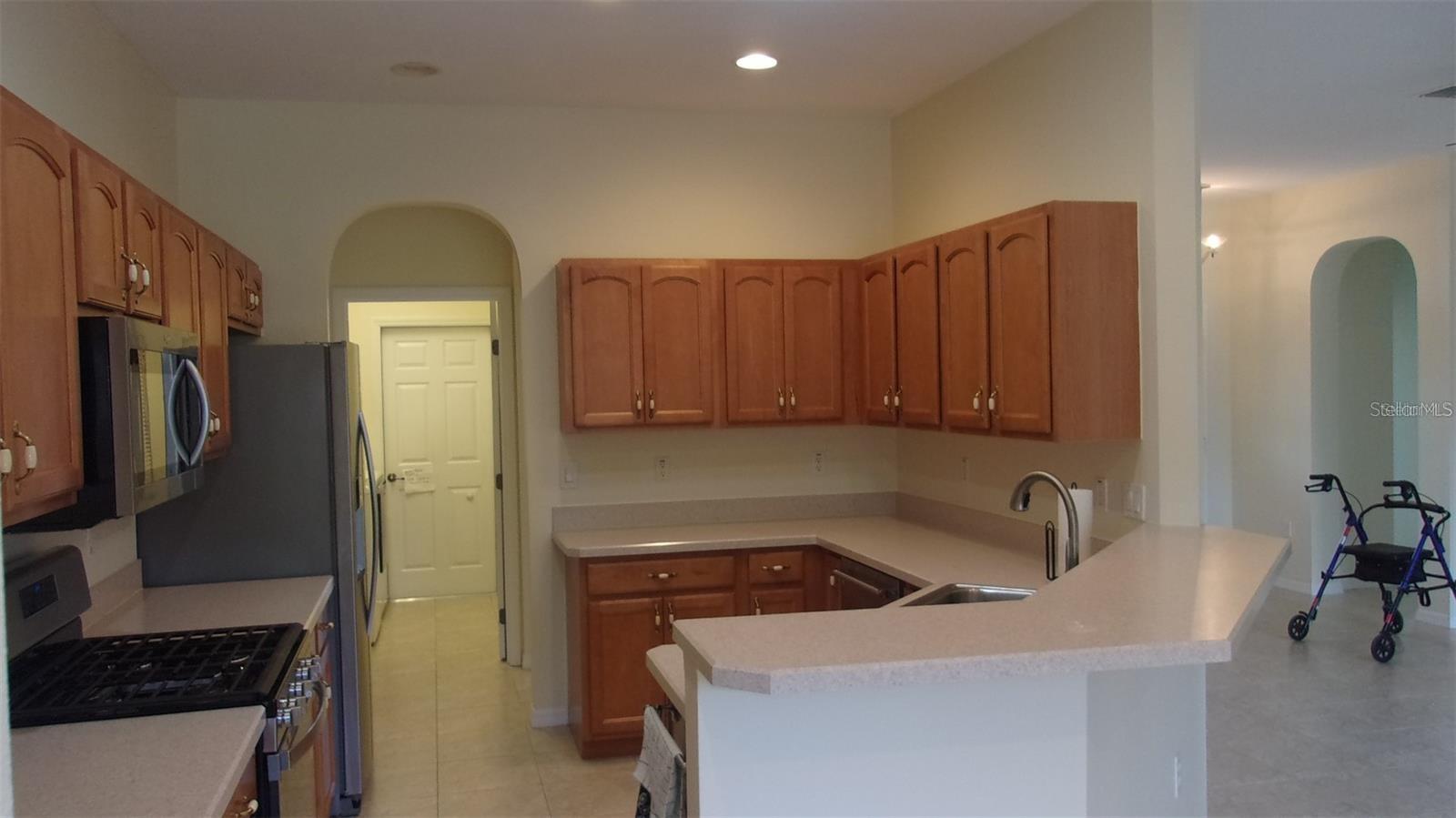 Image 6 of 40 For 8781 82nd Court Road